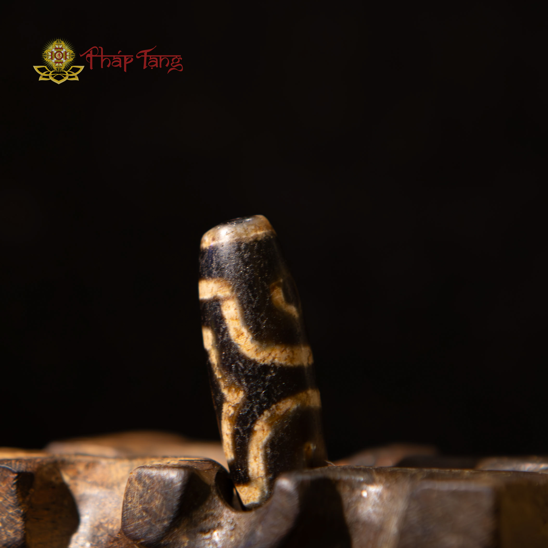 DZI THIÊN CHÂU HÀNH GIẢ TIBET 3 MẮT THÂN ĐEN ĐB 36.7MM