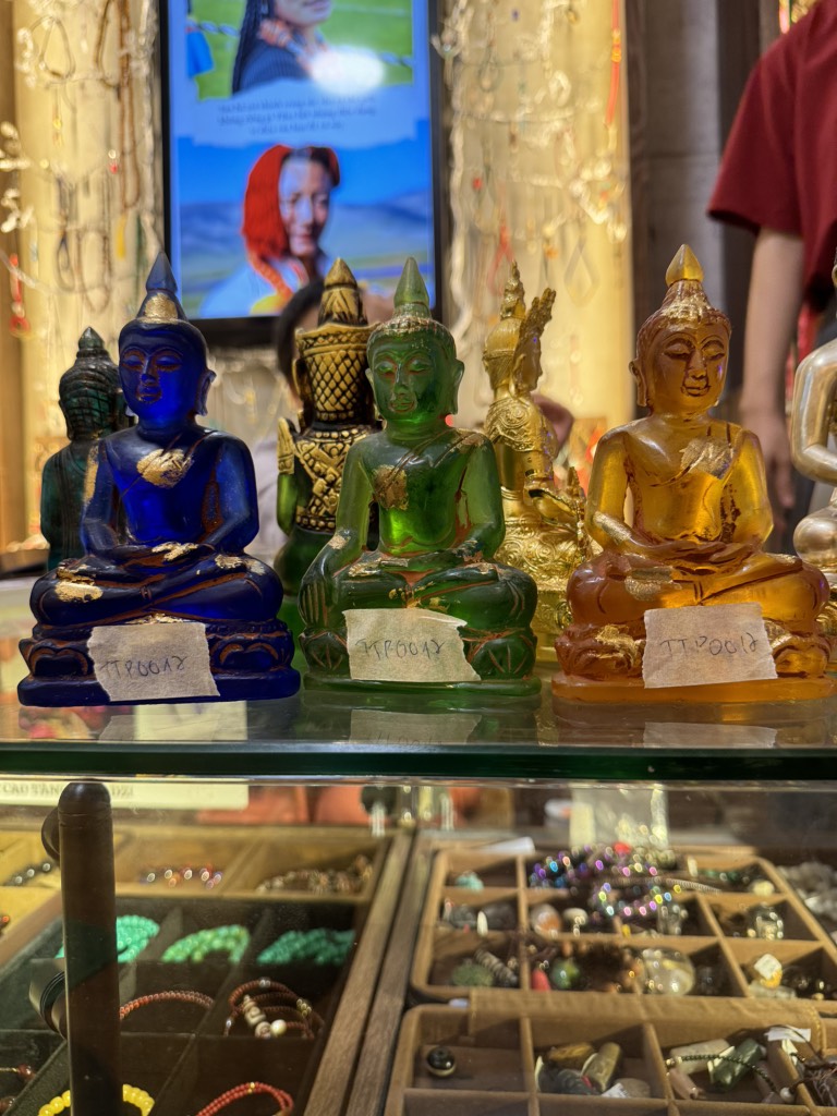 ĐỨC PHẬT BỔN SƯ NGỌC NAGA XANH LÁ 17CM