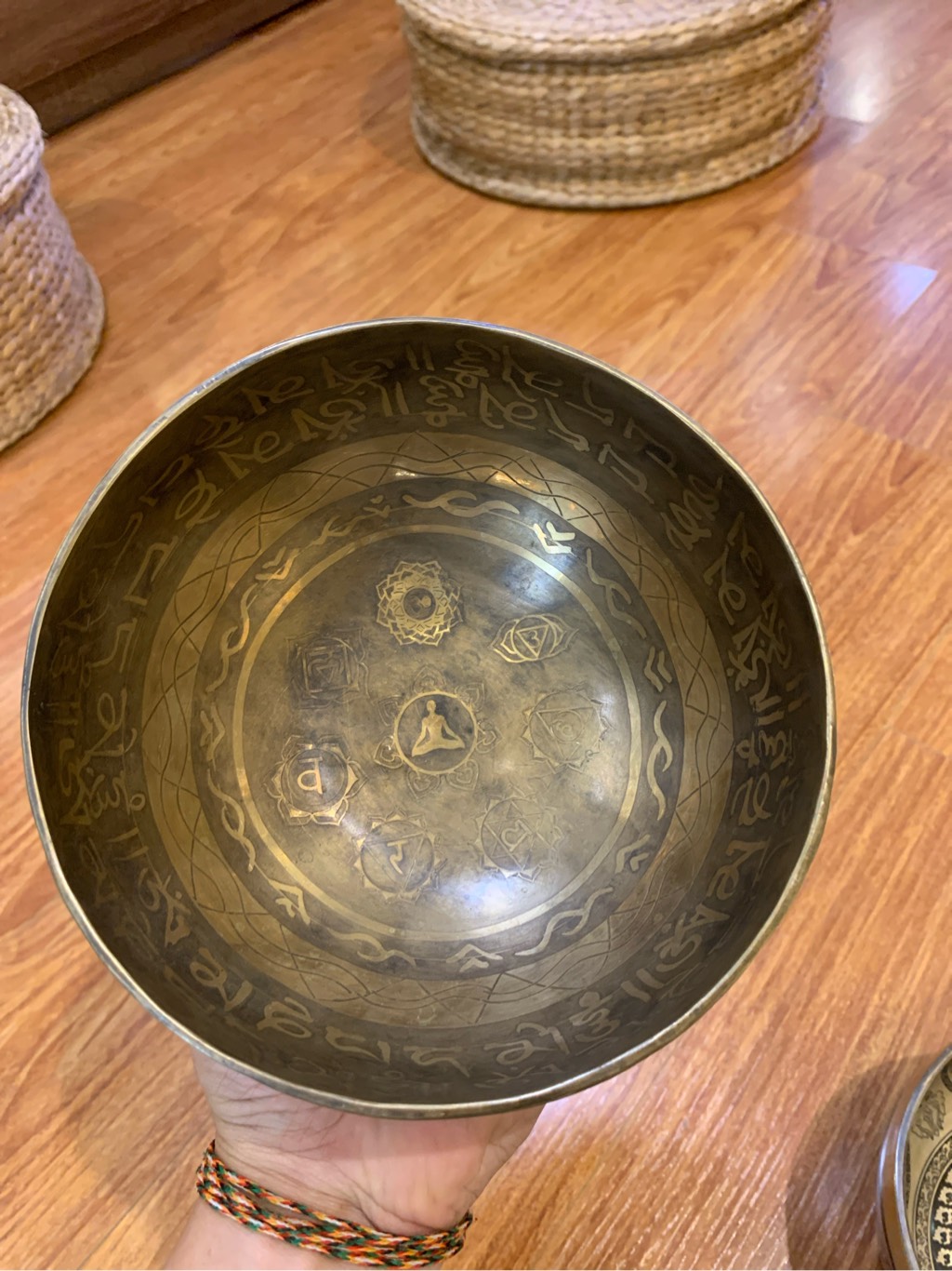 CHUÔNG XOAY KHẮC HOẠ TIẾT NEPAL