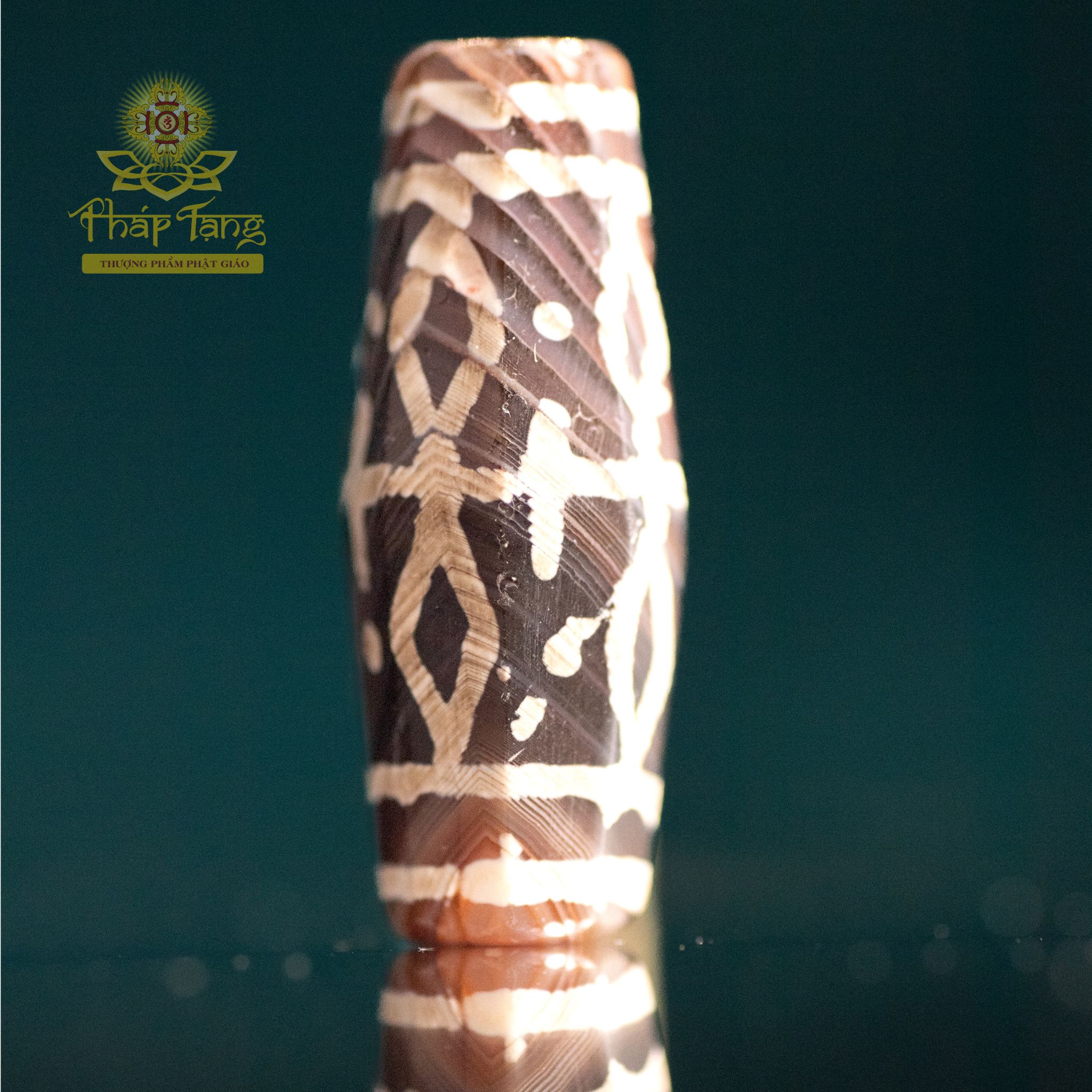 Đá Carnelian Cổ (6.8g) Dáng Bát Giác Họa Tiết Kim Cương (Vajra)