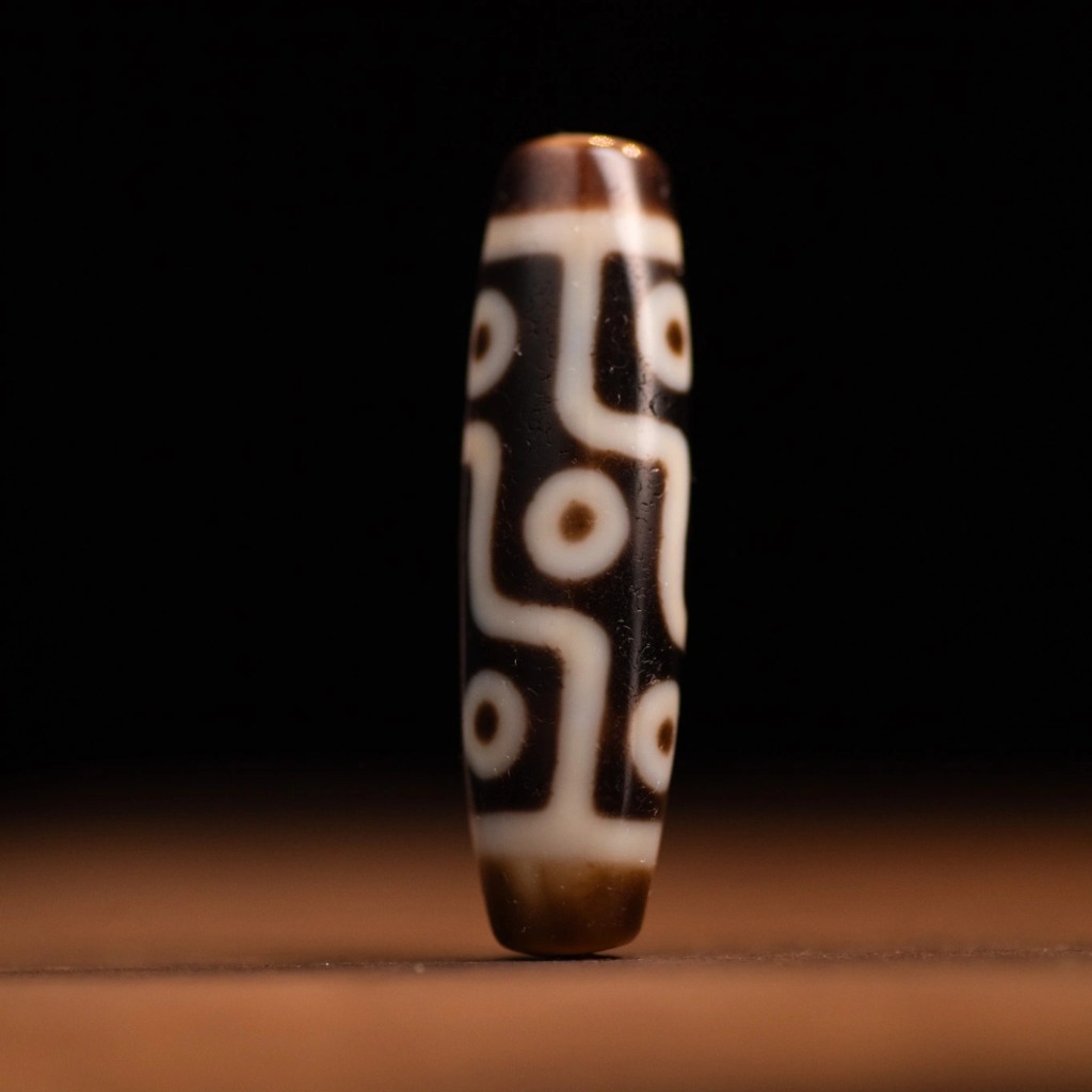 Dzi 9 Mắt Dẹt Truyền Thừa Tibet 4.2CM - Thành Tựu Viên Mãn