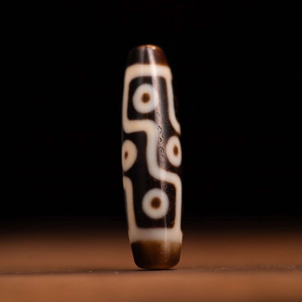 Dzi 9 Mắt Dẹt Truyền Thừa Tibet 4.2CM - Thành Tựu Viên Mãn