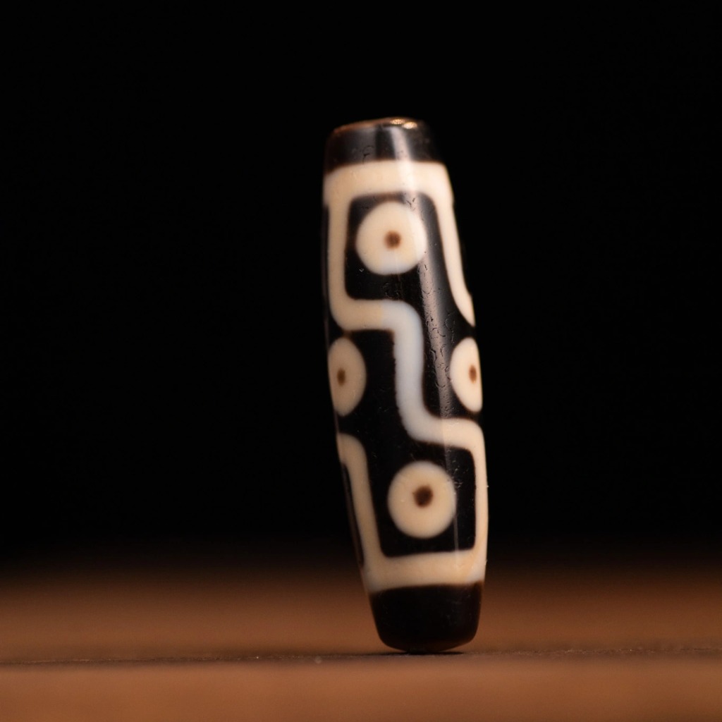 Dzi 9 Mắt Dẹt Truyền Thừa Tibet 4.2CM - Thành Tựu Viên Mãn