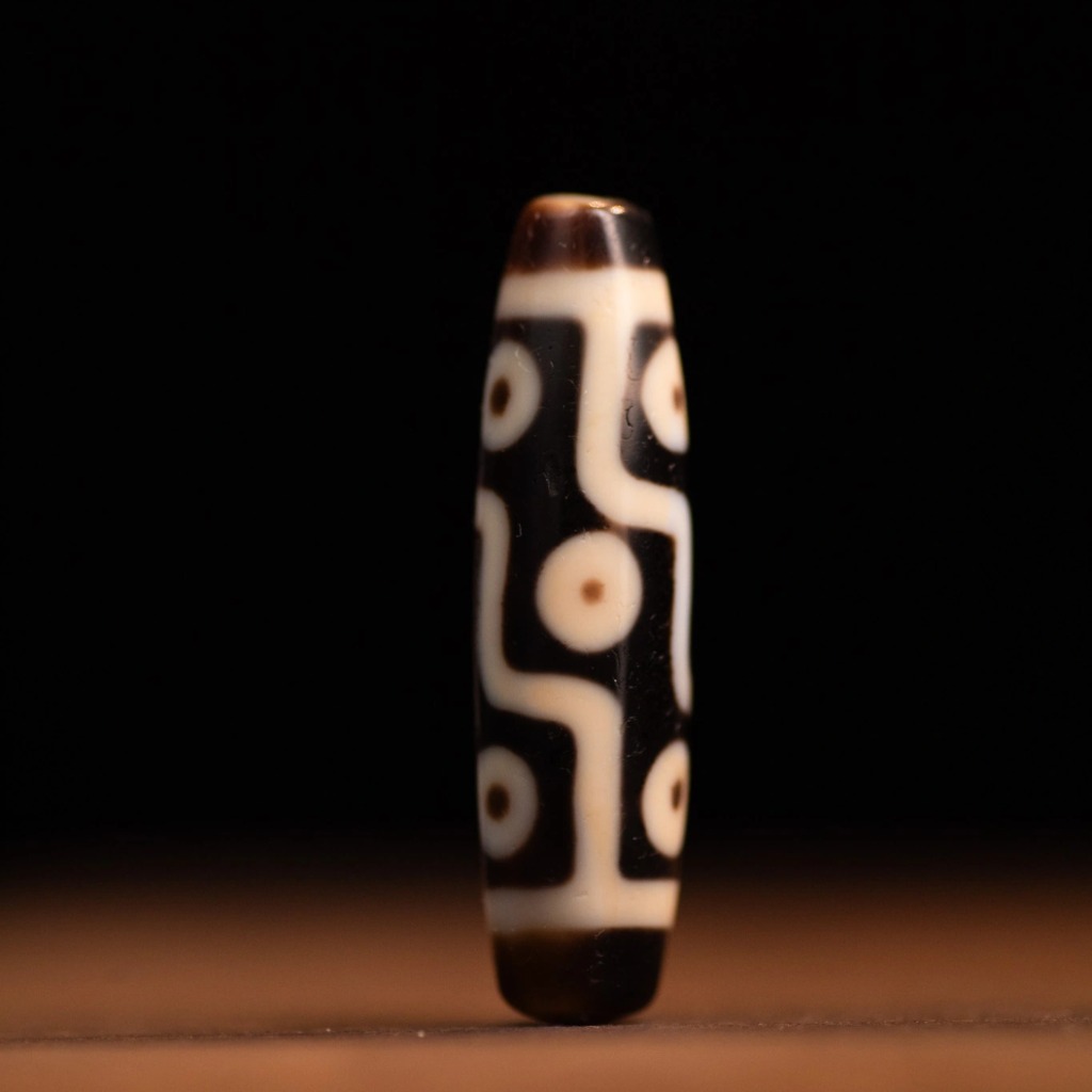 Dzi 9 Mắt Dẹt Truyền Thừa Tibet 4.2CM - Thành Tựu Viên Mãn