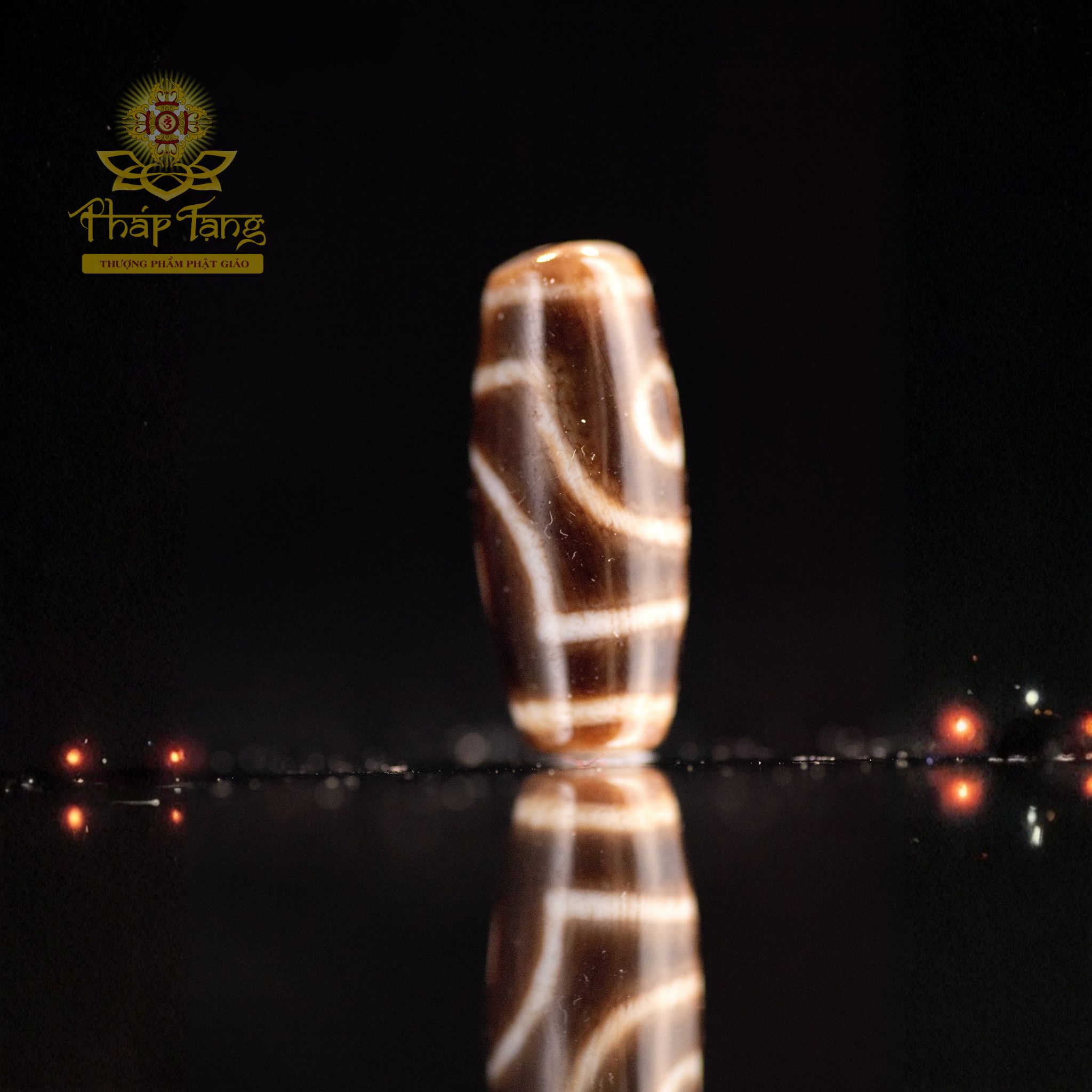 Dzi 2 Mắt Hành Giả Tibet (Màu Ivory Cổ) 1.8CM - Duyên Tu Tập Nepal