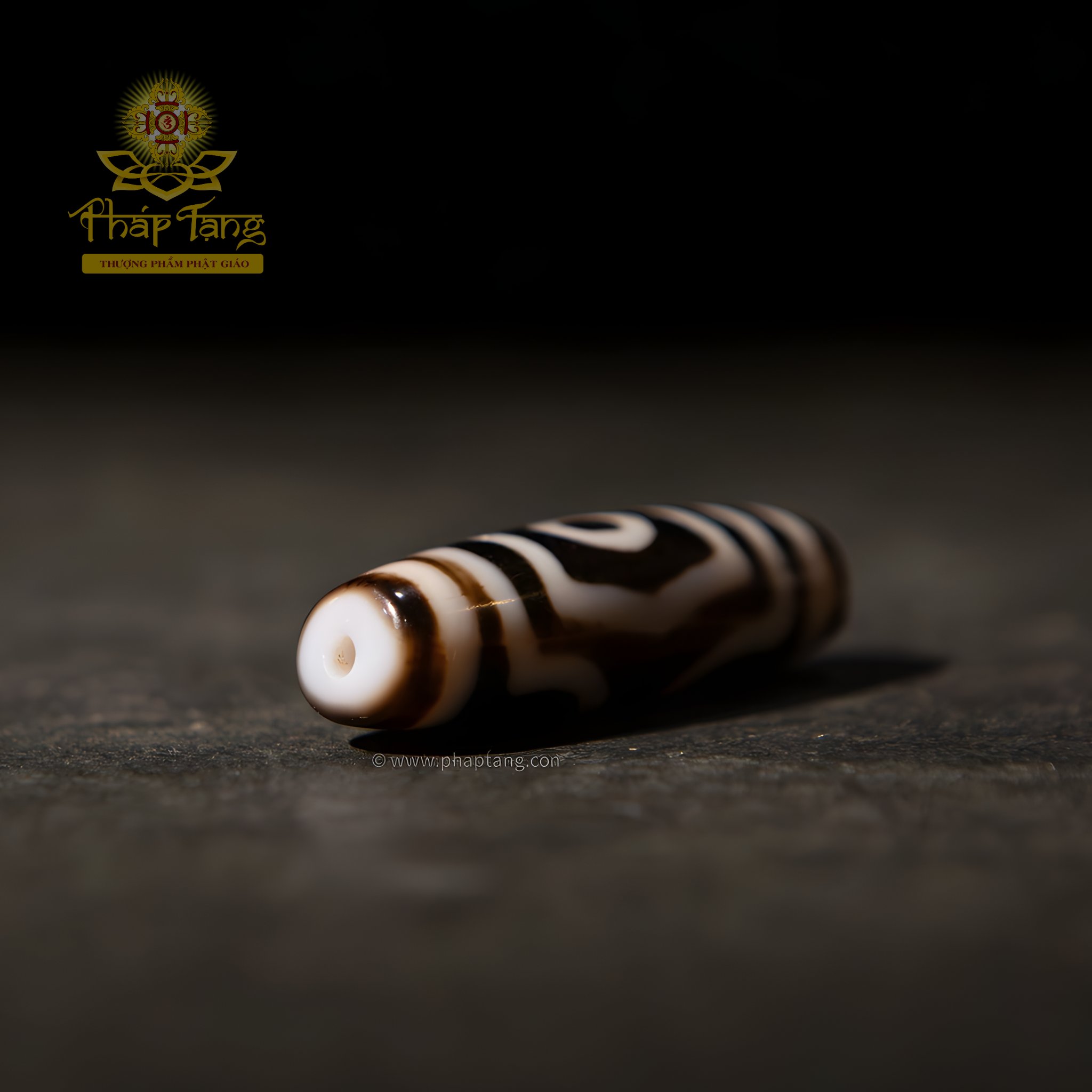 Dzi 3 Mắt HQ Thân Đen Vệt Sáng Truyền Thừa  Hoàng Thần Tài Dzambhala