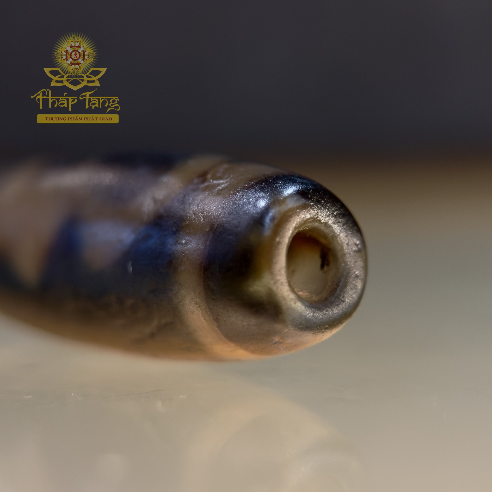 Dzi Chủng Tự OM Same Old 33mm - Họa Tiết 1 Mắt Trí Tuệ - Tịnh Hóa Nghiệp Chướng, Hộ Trì Bình An