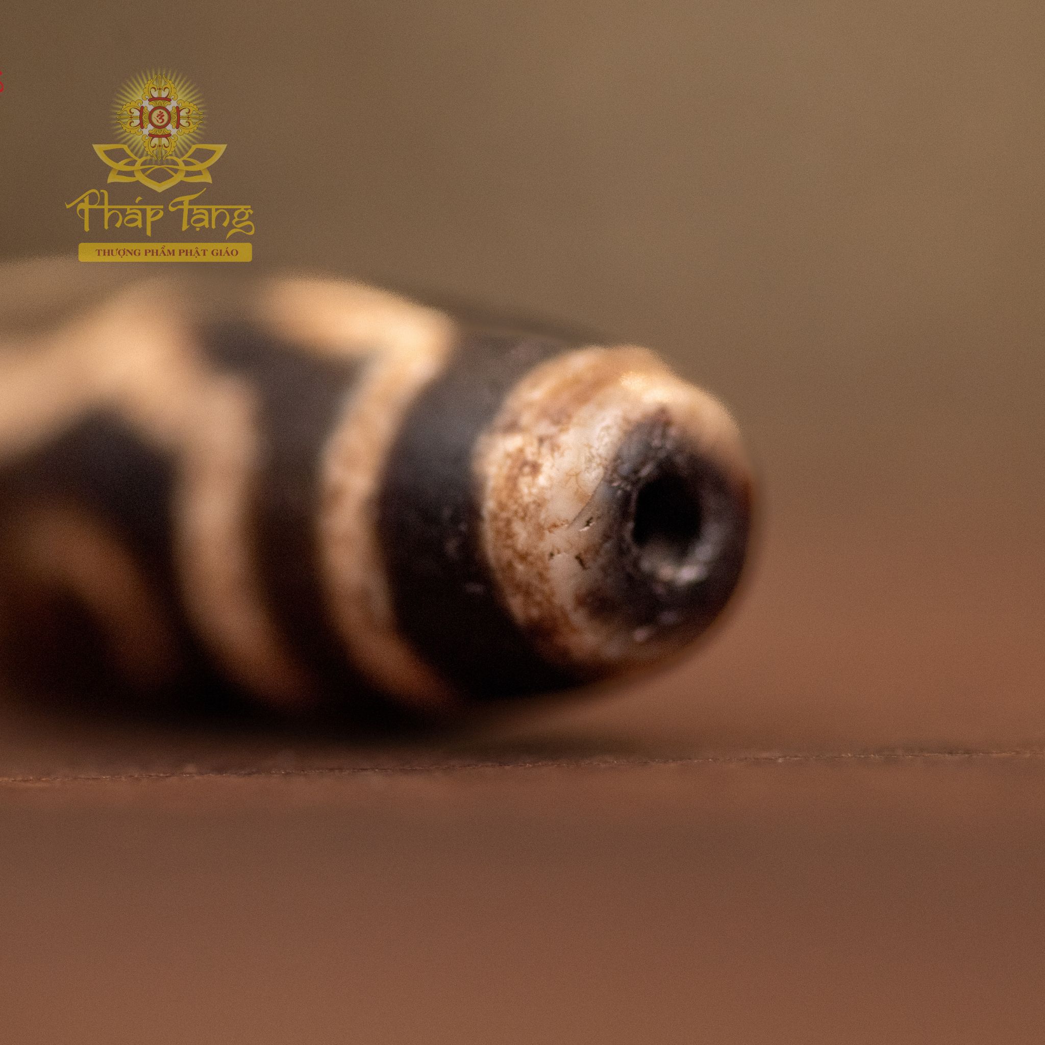 Dzi Thiên Châu Hành Giả 3 Mắt Thân Đen Cổ (Tibet) - Độc Bản 36.7mm