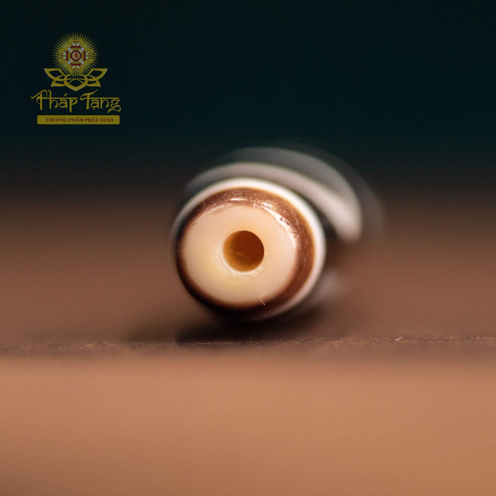 Dzi Thiên Địa Thân Dầu Đen Bóng (Nepal) 4.1cm - Bảo Hộ Hơn Dzi 9 Mắt