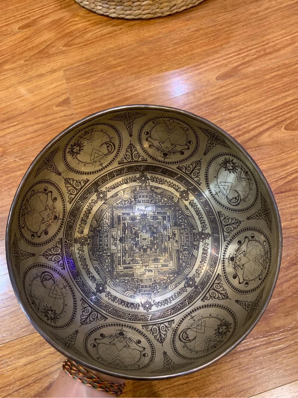 CHUÔNG XOAY KHẮC HOẠ TIẾT NEPAL