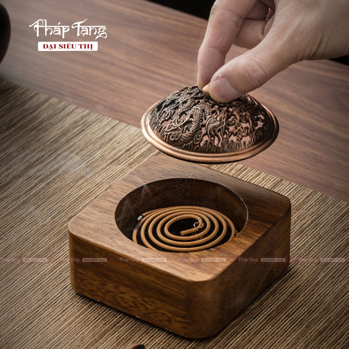 LƯ HƯƠNG GỖ ÓC CHÓ NẮP ĐỒNG HỌA TIẾT