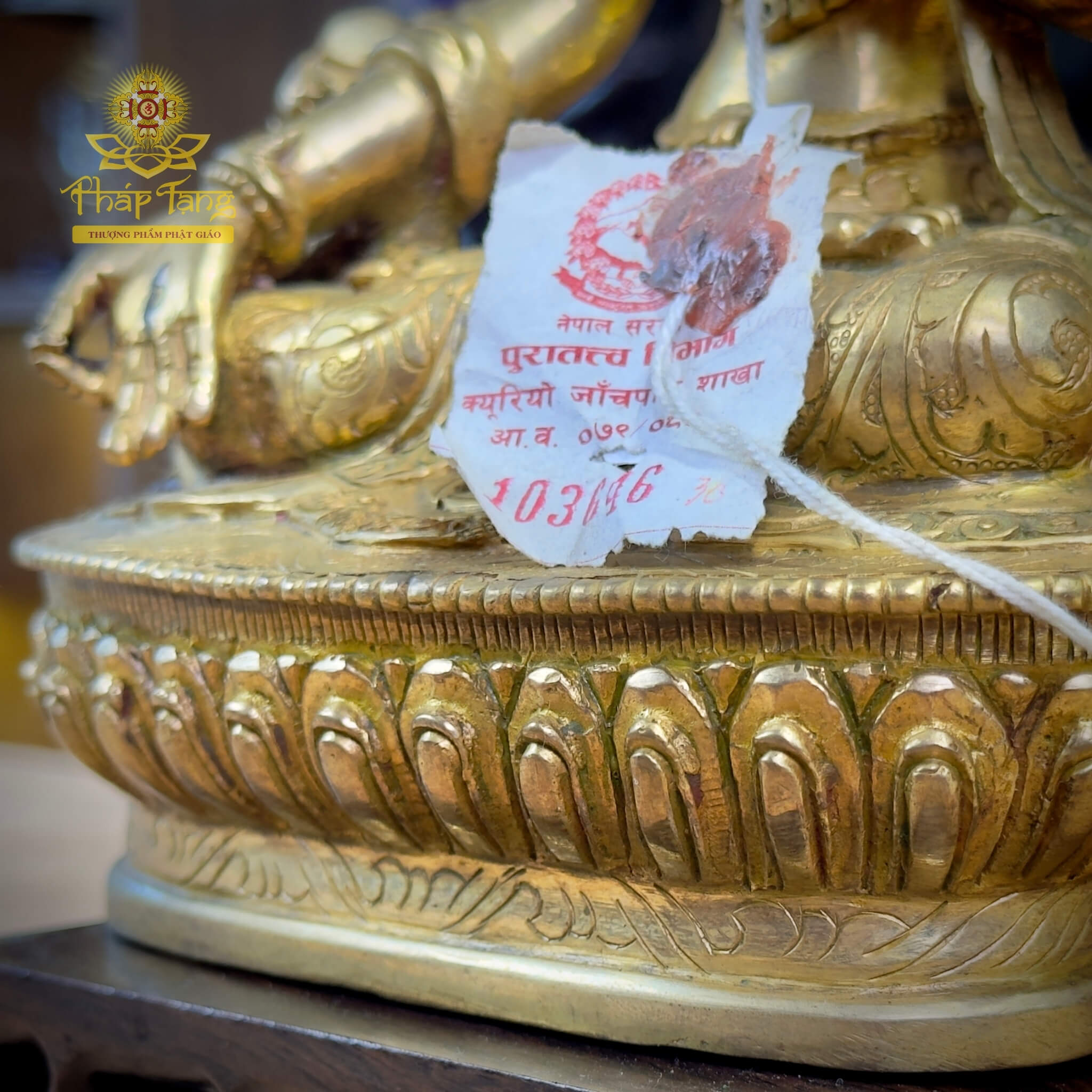 Thánh Tượng Đức Tara Trắng Đồng Vàng 24K 22cm Nepal