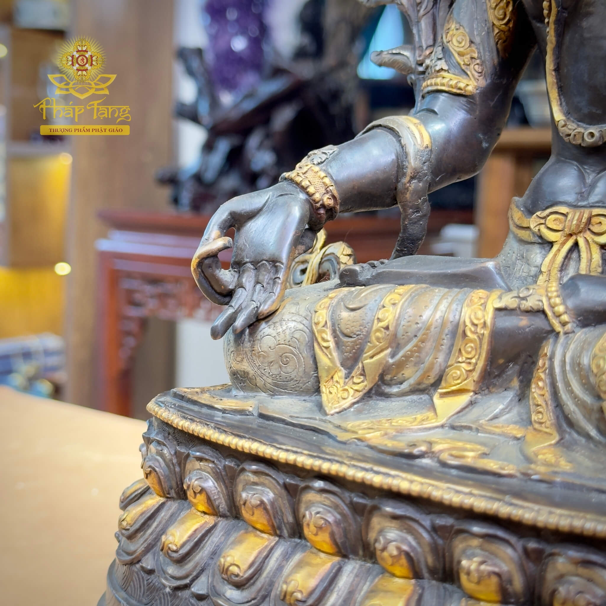 Thánh Tượng Đức Tara Trắng Bạch Độ Mẫu Đồng Mạ Vàng Nepal 34cm