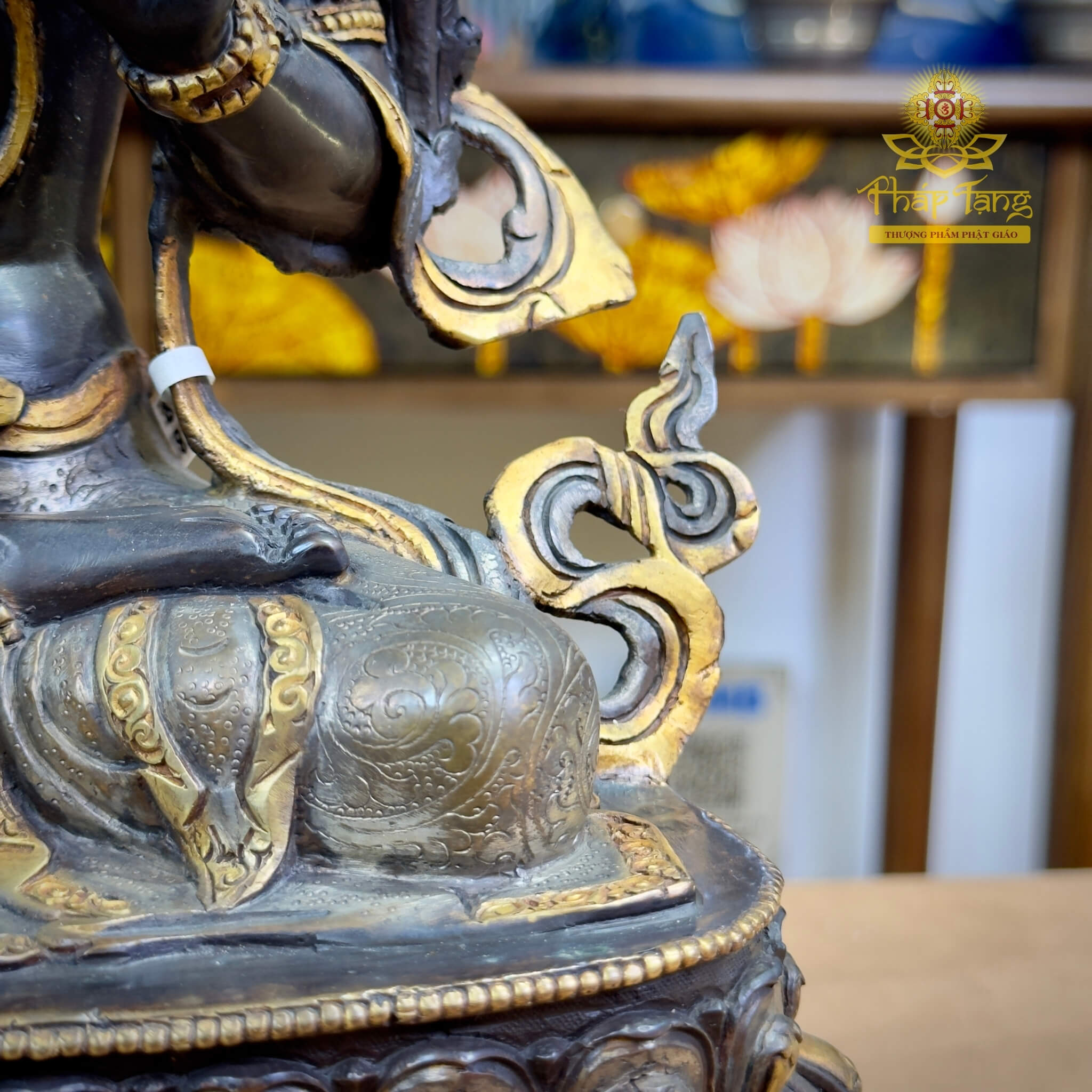 Thánh Tượng Đức Tara Trắng Bạch Độ Mẫu Đồng Mạ Vàng Nepal 34cm