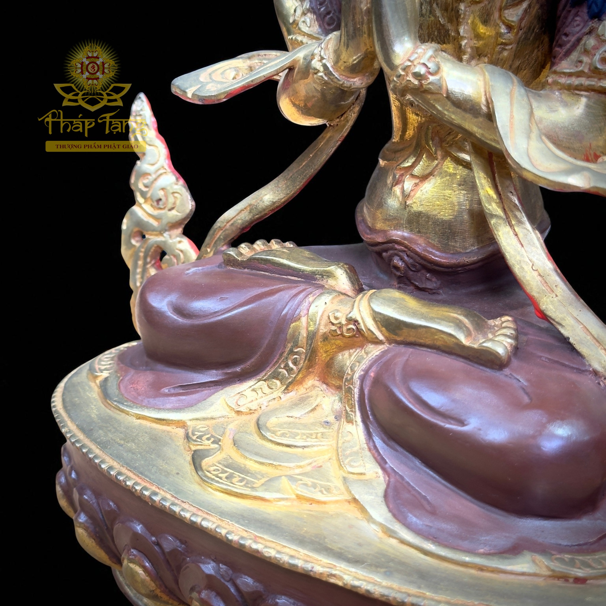 Thánh Tượng Quan Âm Tứ Thủ 32cm Đồng Mạ Vàng Nepal (Om Mani Padme Hum)