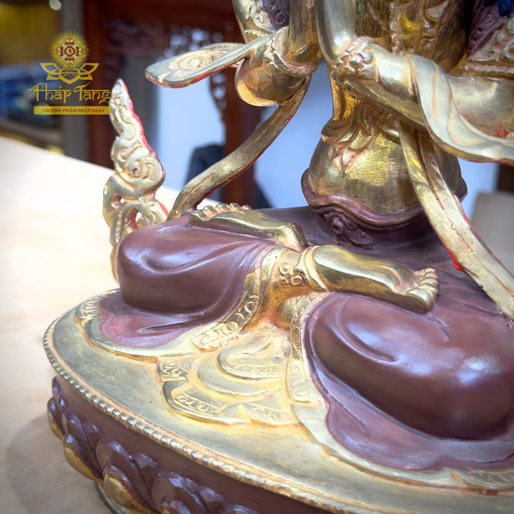 Thánh Tượng Quan Âm Tứ Thủ Đồng Mạ Vàng Nepal 32cm