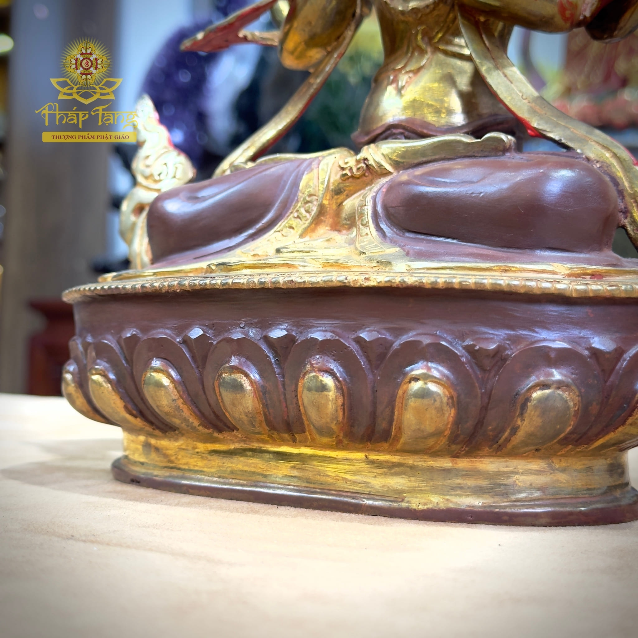 Thánh Tượng Quan Âm Tứ Thủ Đồng Mạ Vàng Nepal 32cm