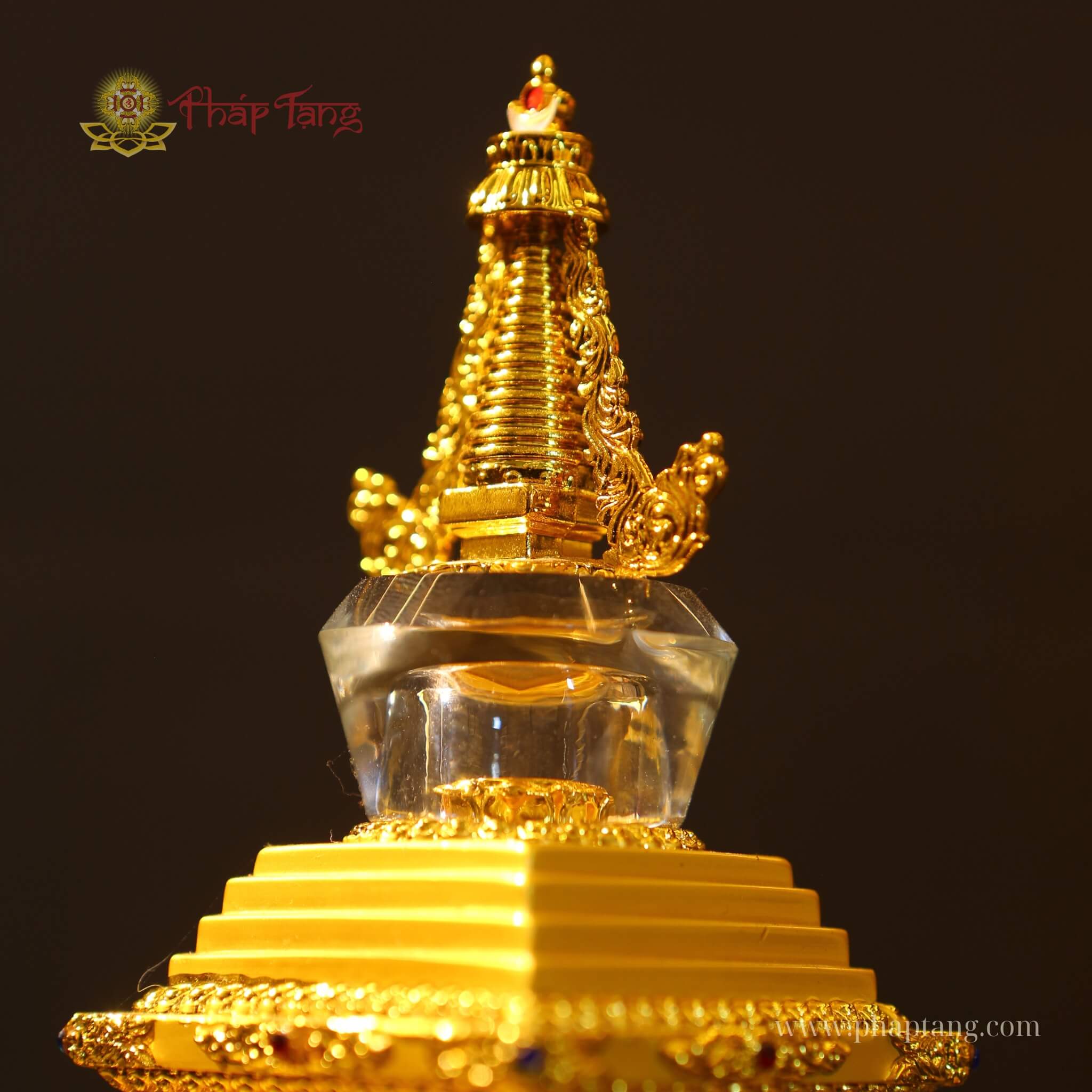 THÁP XÁ LỢI CHÂN VÀNG