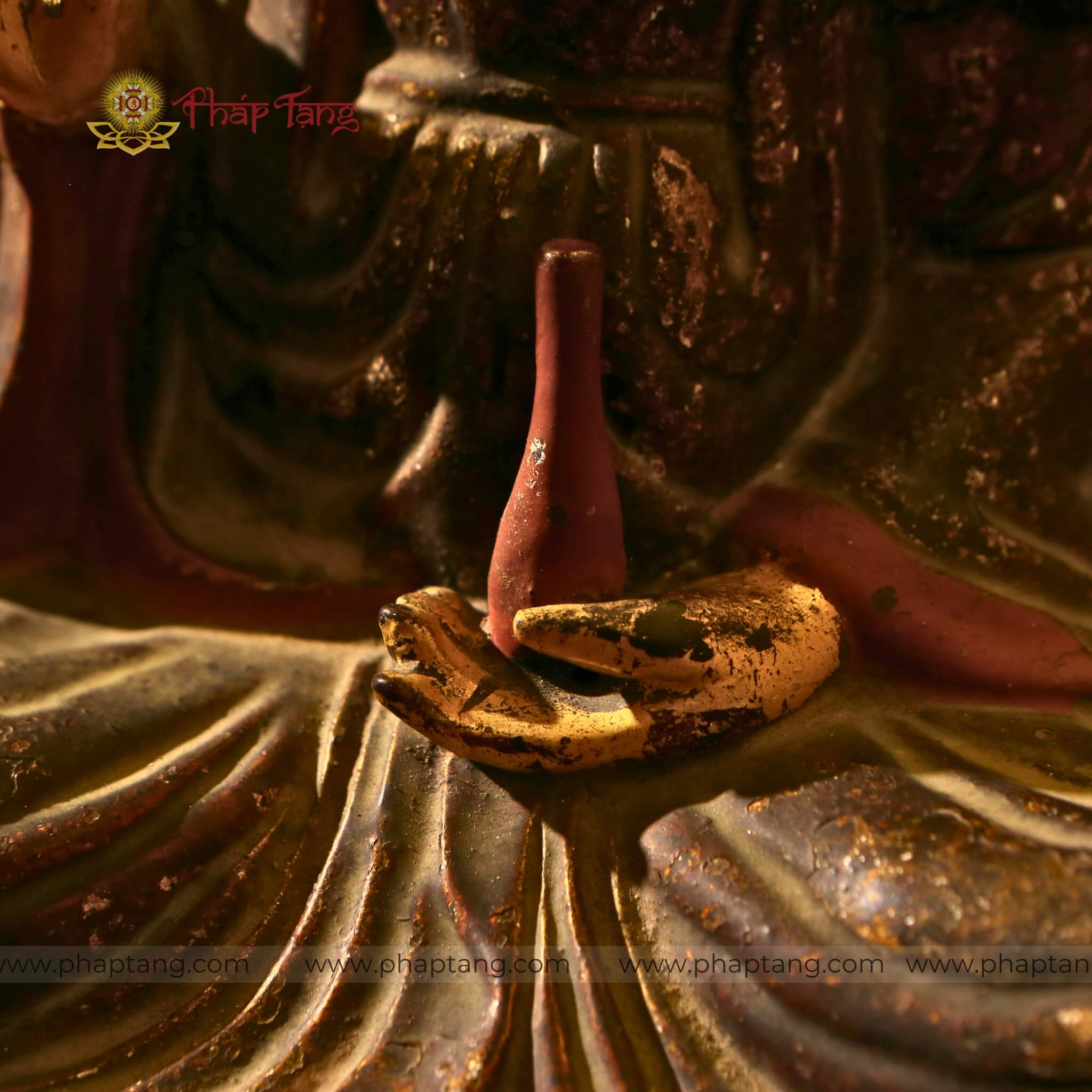 BỒ TÁT QUAN ÂM XƯA GỖ DÁT VÀNG VIỆT NAM