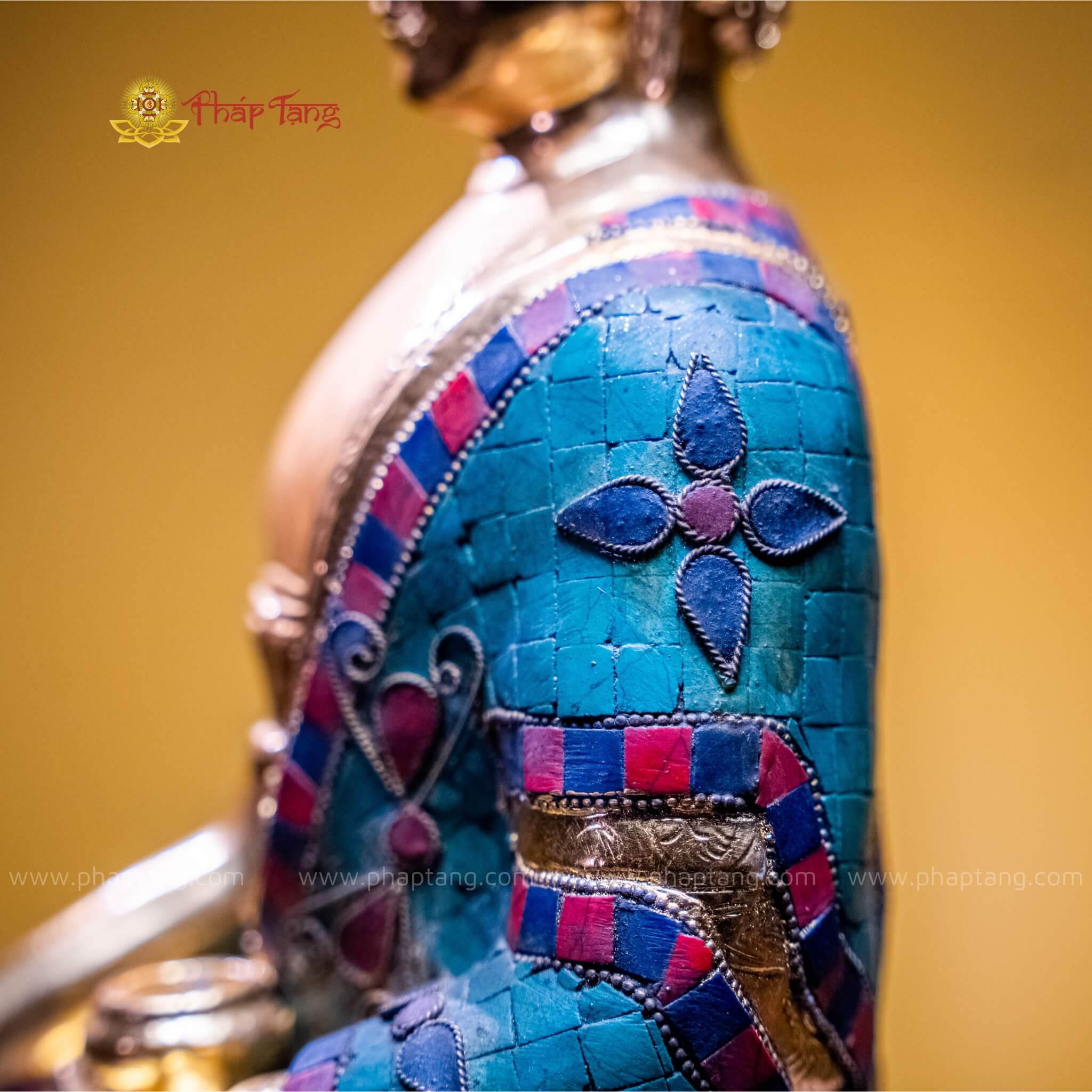 TƯỢNG PHẬT BỔN SƯ ĐỒNG GẮN ĐÁ XANH DÁT VÀNG 9999 40CM