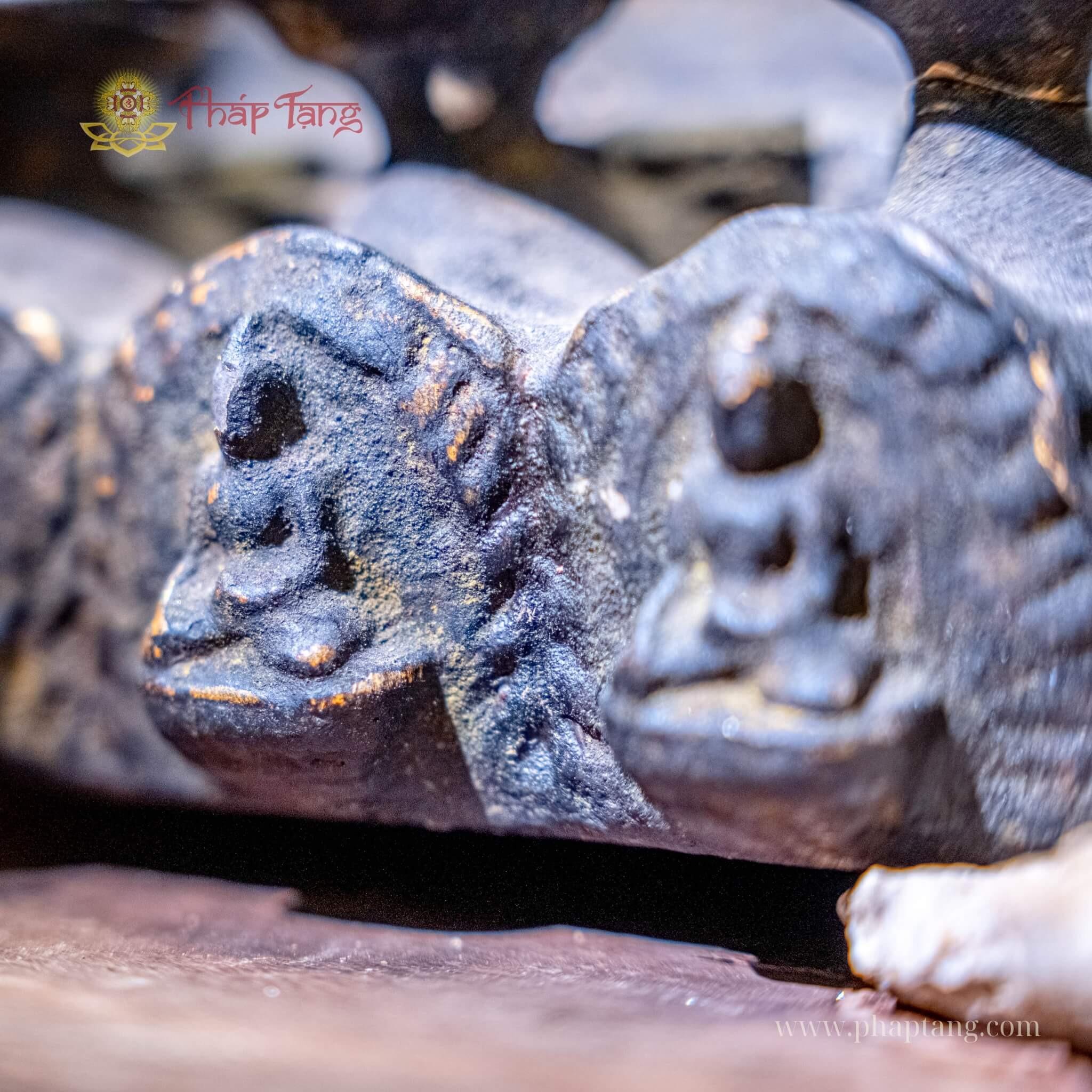 TƯỢNG PHẬT THÍCH CA MÂU NI GỖ XƯA NEPAL 40CM