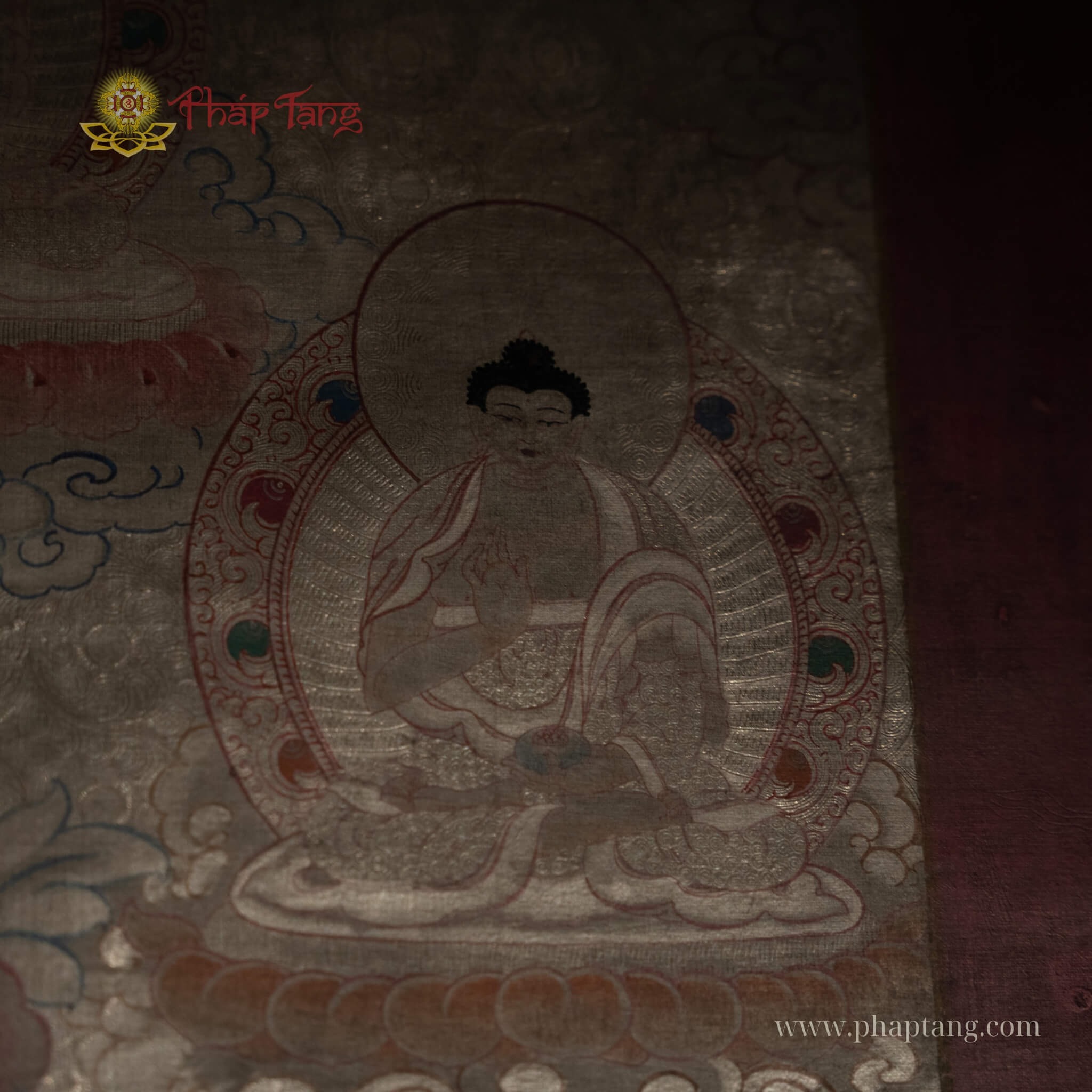 THANGKA BỒ TÁT TARA TRẮNG DÁT BẠC 50 NĂM TU VIỆN GOMPA KT 95x125cm