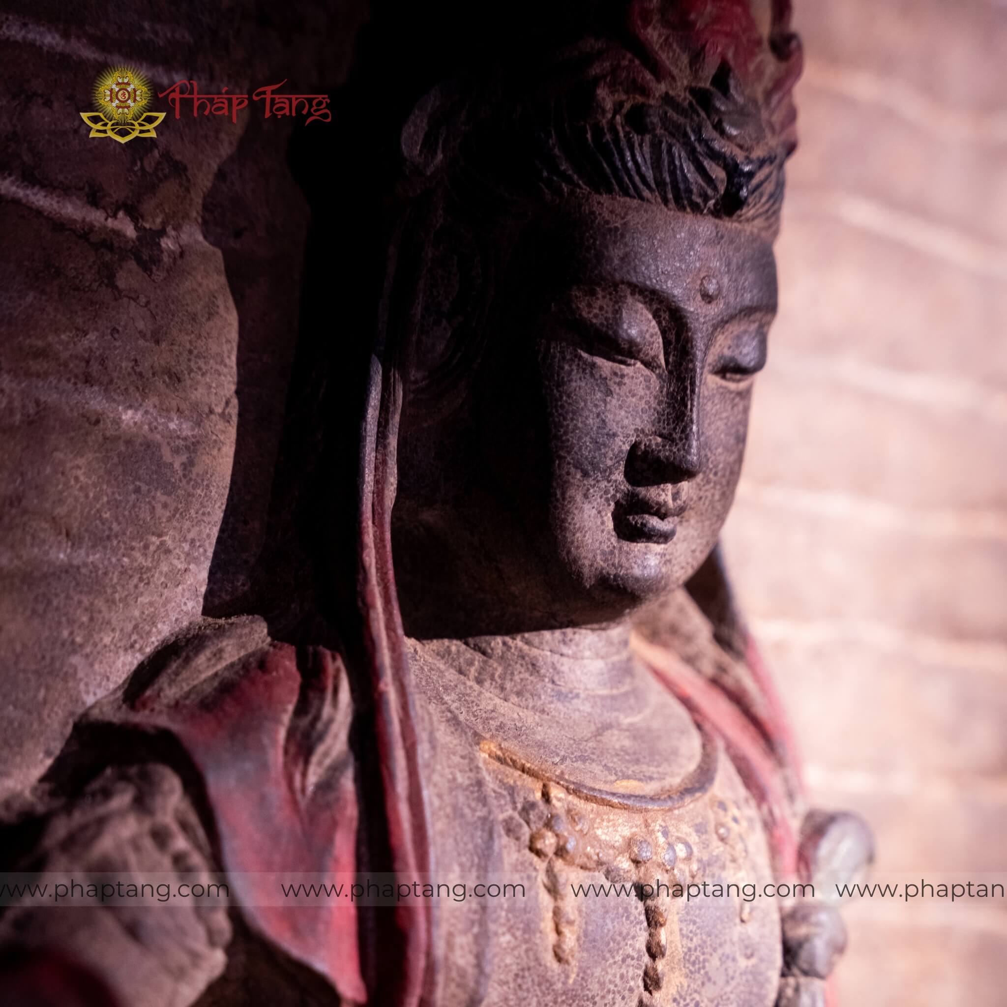 TƯỢNG BỒ TÁT QUAN THẾ ÂM TỰ TẠI ĐÁ CỔ ẤN ĐỘ CAO 61CM