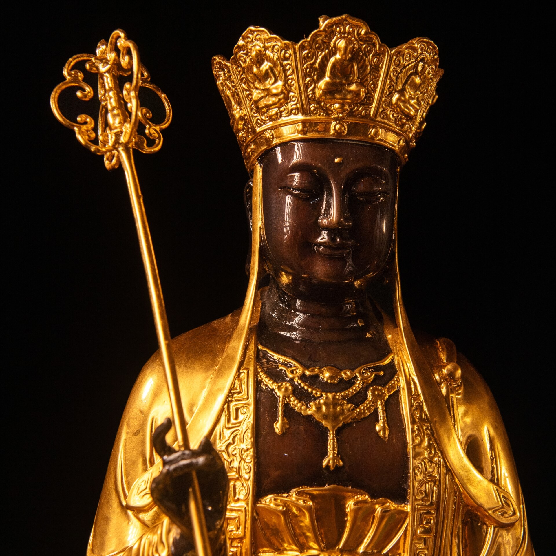 Tượng Địa Tạng Bồ Tát Đồng Đúc Mạ Vàng 24K Cao 42cm