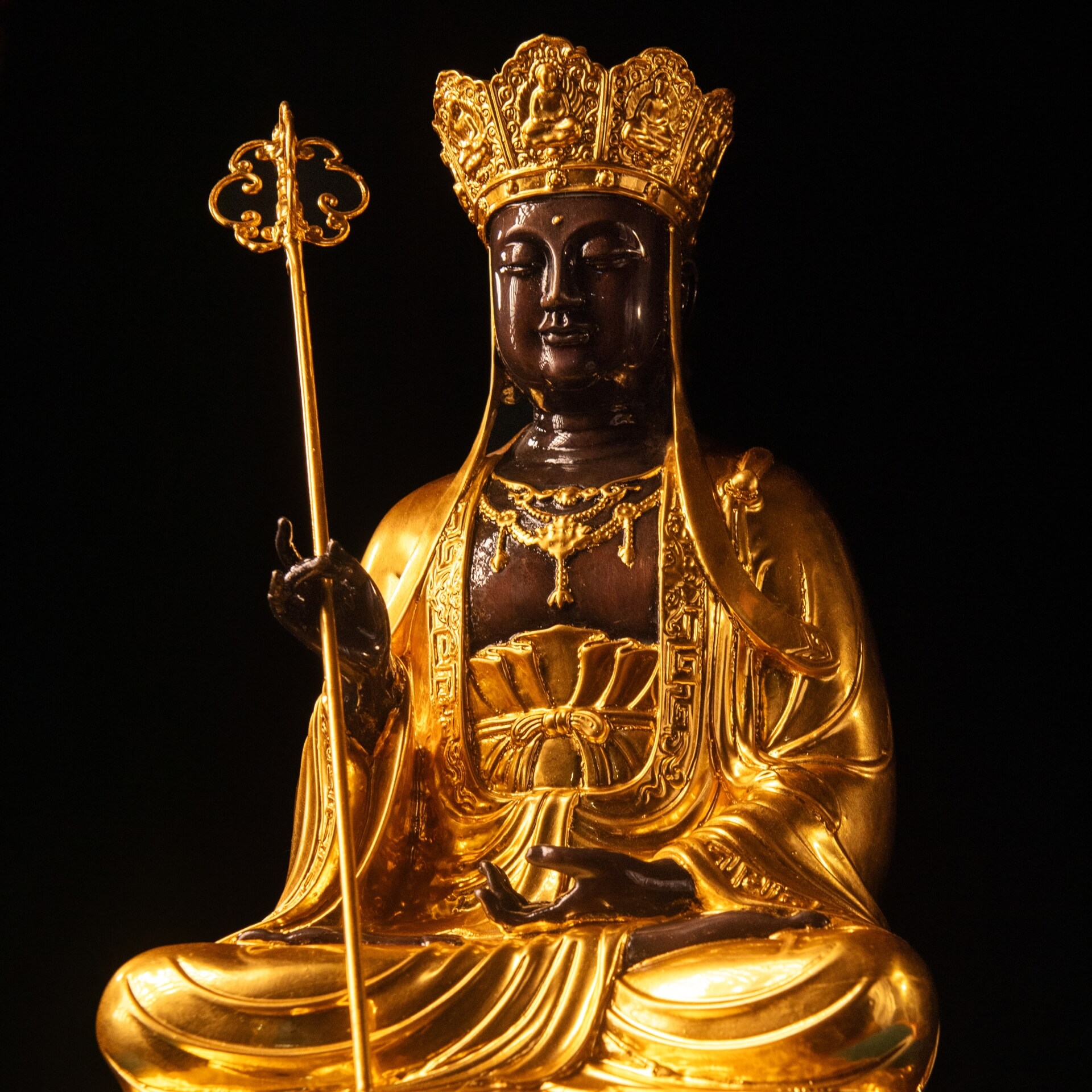 Tượng Địa Tạng Bồ Tát Đồng Đúc Mạ Vàng 24K Cao 42cm