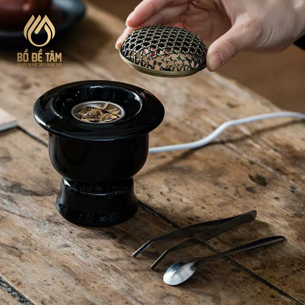 Lư Điện Xông Trầm Hương Gốm Nắp Đồng