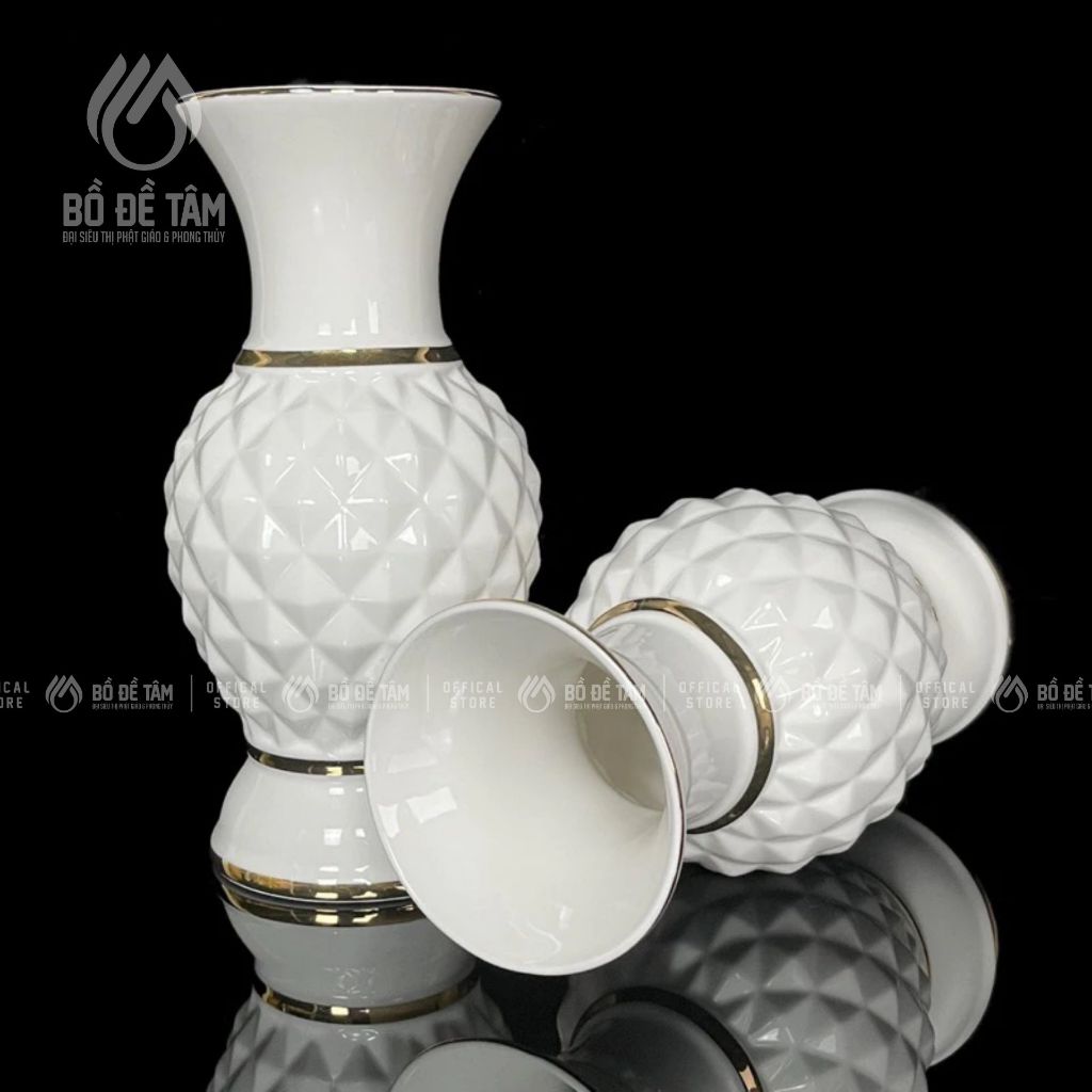 Bộ Thờ Cúng Gốm Sứ Trắng Tráng Men (Họa Tiết Kim Cương) - Bình hoa - Quy cách đóng gói cẩn trọng và phụ kiện kèm theo - Siêu Thị Đại Bồ Đề Tâm