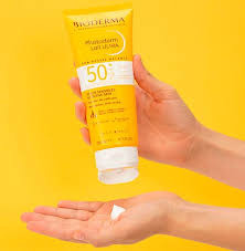 BIODERMA Sữa Chống Nắng Toàn Thân - PHOTODERM LAIT ULTRA SPF50+ (200ml)