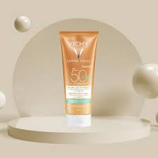 VICHY Kem Chống Nắng Toàn Thân Dạng Gel Sữa Không Gây Nhờn Rít - CAPITAL SOLEIL BODY MELTING MILK GEL SPF50 (200ml)