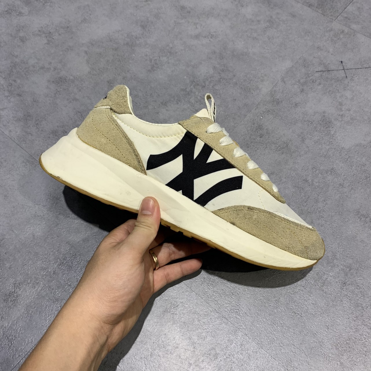 Giày MLB CHUNKY JOGGER  32SHX1111 SIZE 40.5 PVN11096