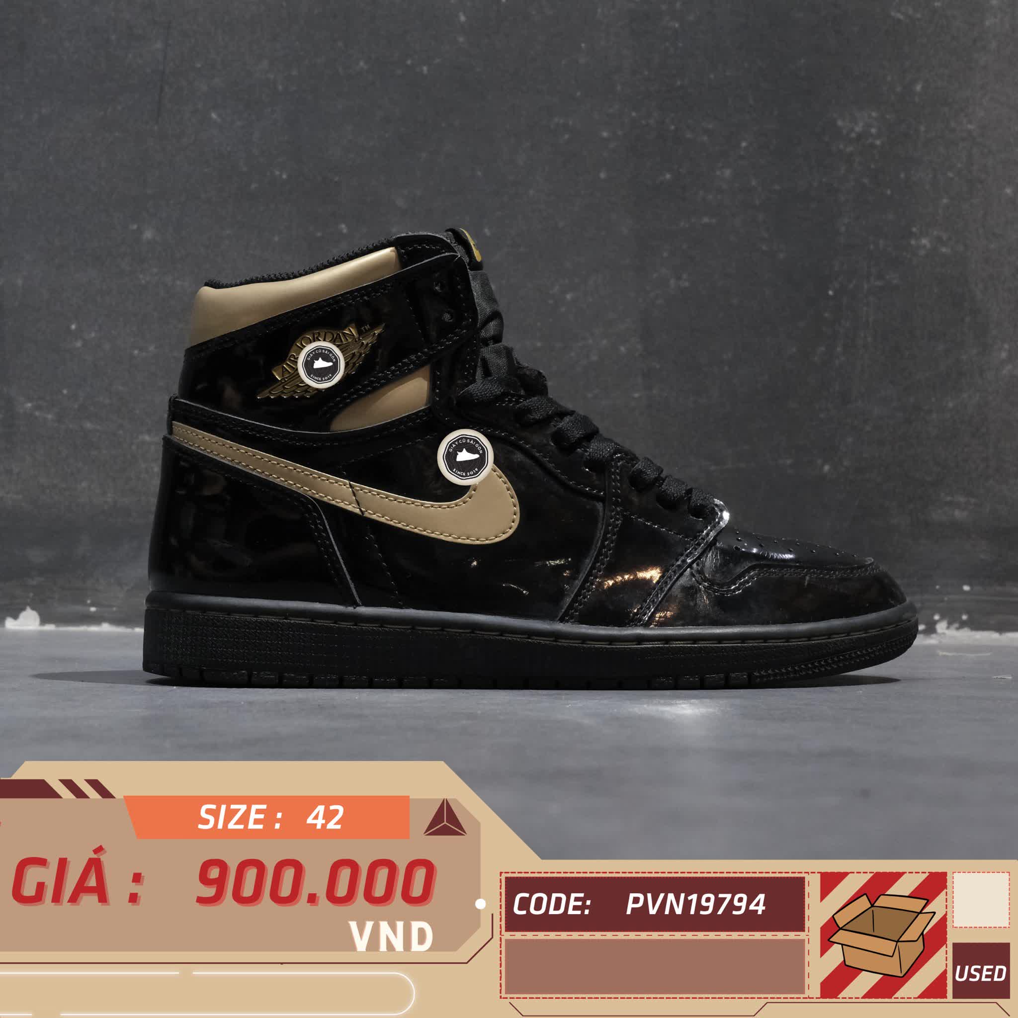 AIR JORDAN 1 RETRO HIGH OG “BLACK METALLIC GOLD” 555088-032 SIZE 42 GIÀY 2HAND CHÍNH HÃNG PVN19794
