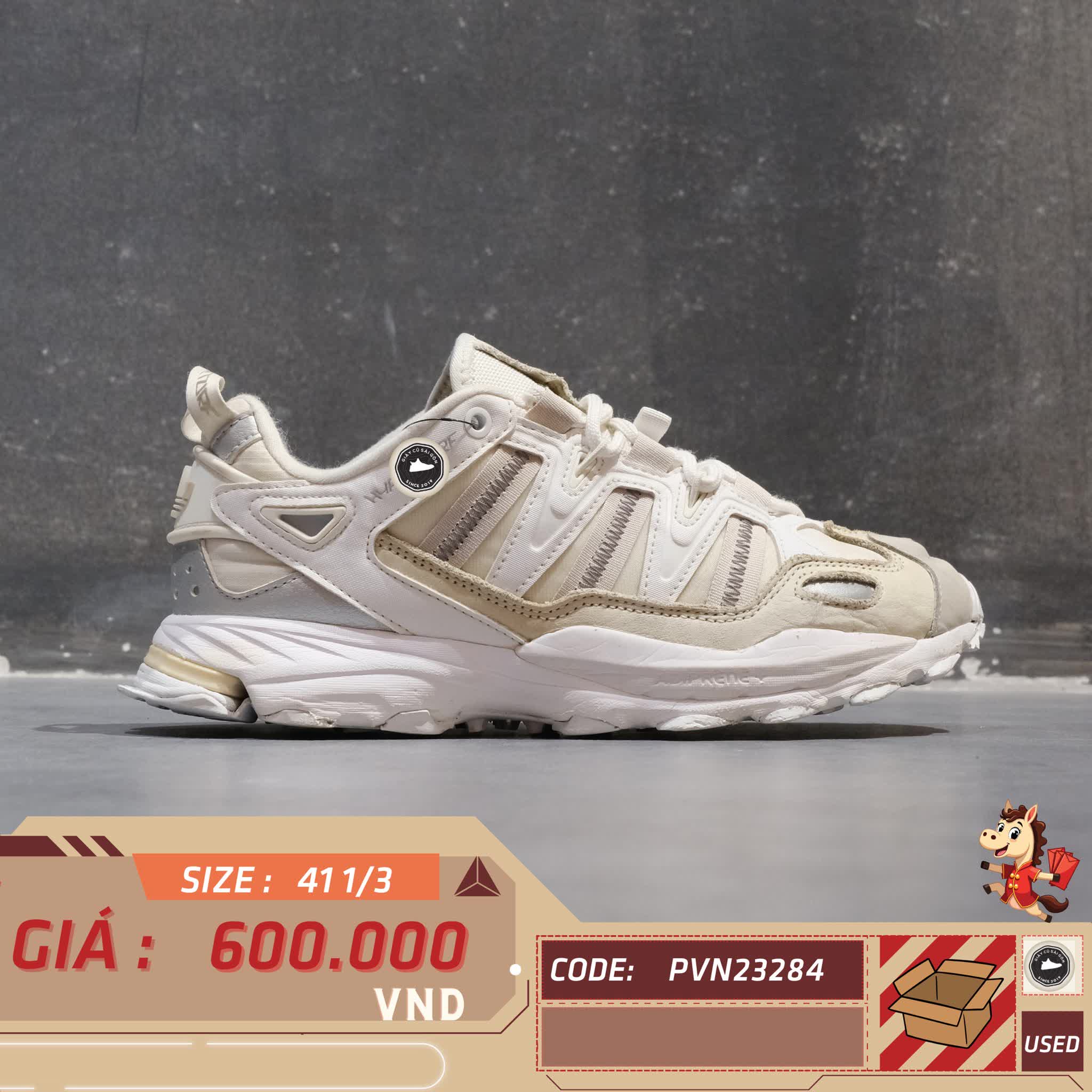 🔥 ADIDAS HYPERTURF ‘WHITE SILVER METALLIC’ – SIZE 41 1/3 – PVN23284 – CHÍNH HÃNG