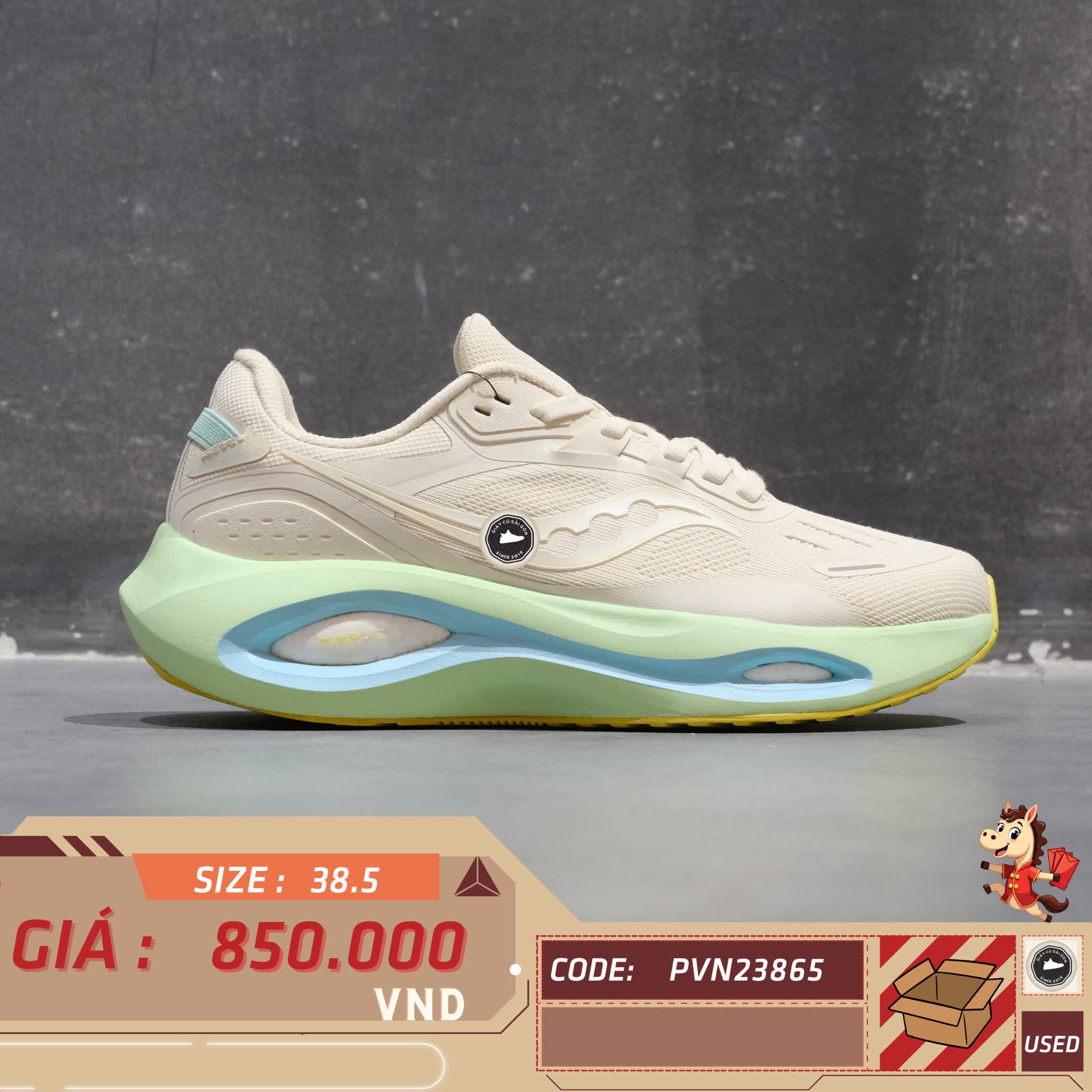 🔥 Saucony Phoenix Inferno 3 ‘Beige Green’ – SIZE 38.5 – PVN23865 – CHÍNH HÃNG