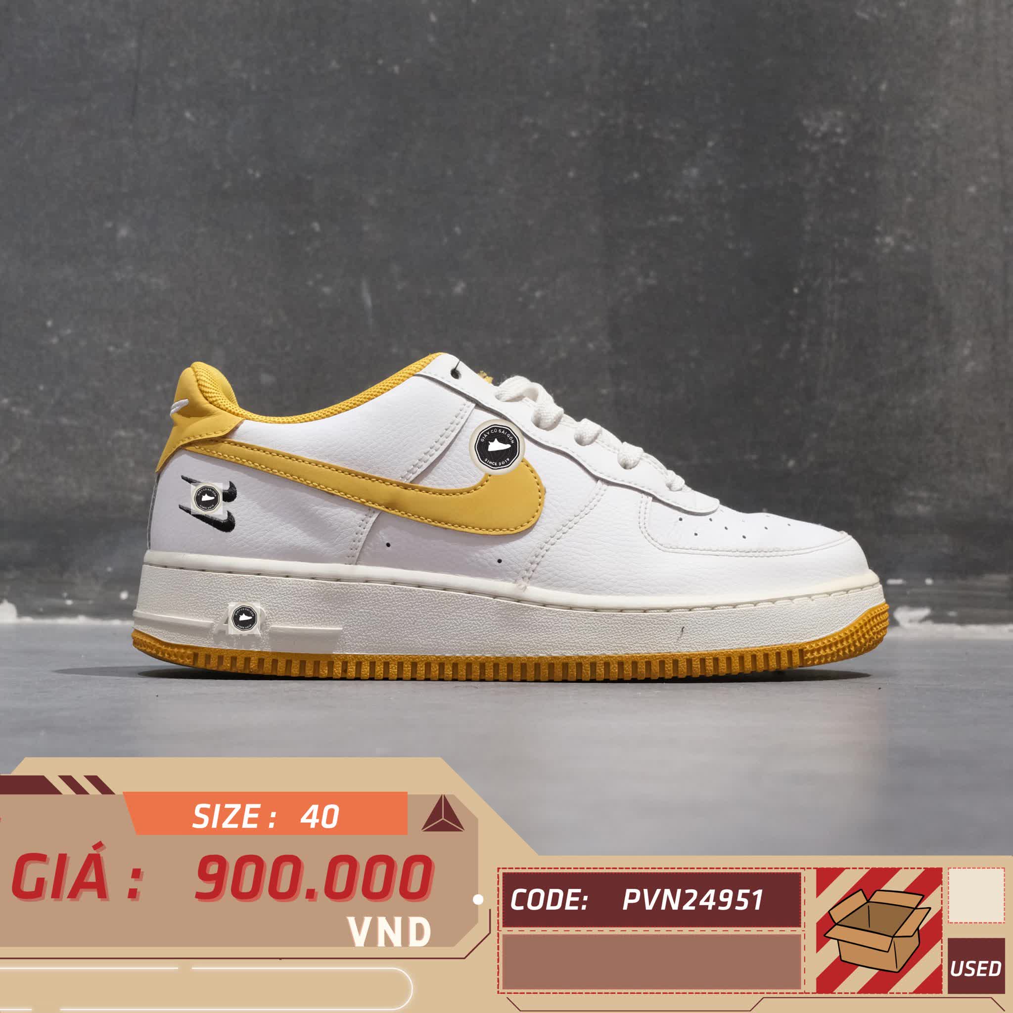 🔥 NIKE AIR FORCE 1 LOW “DUAL SWOOSH” WHITE WHEAT – SIZE 40 – PVN24951 – CHÍNH HÃNG