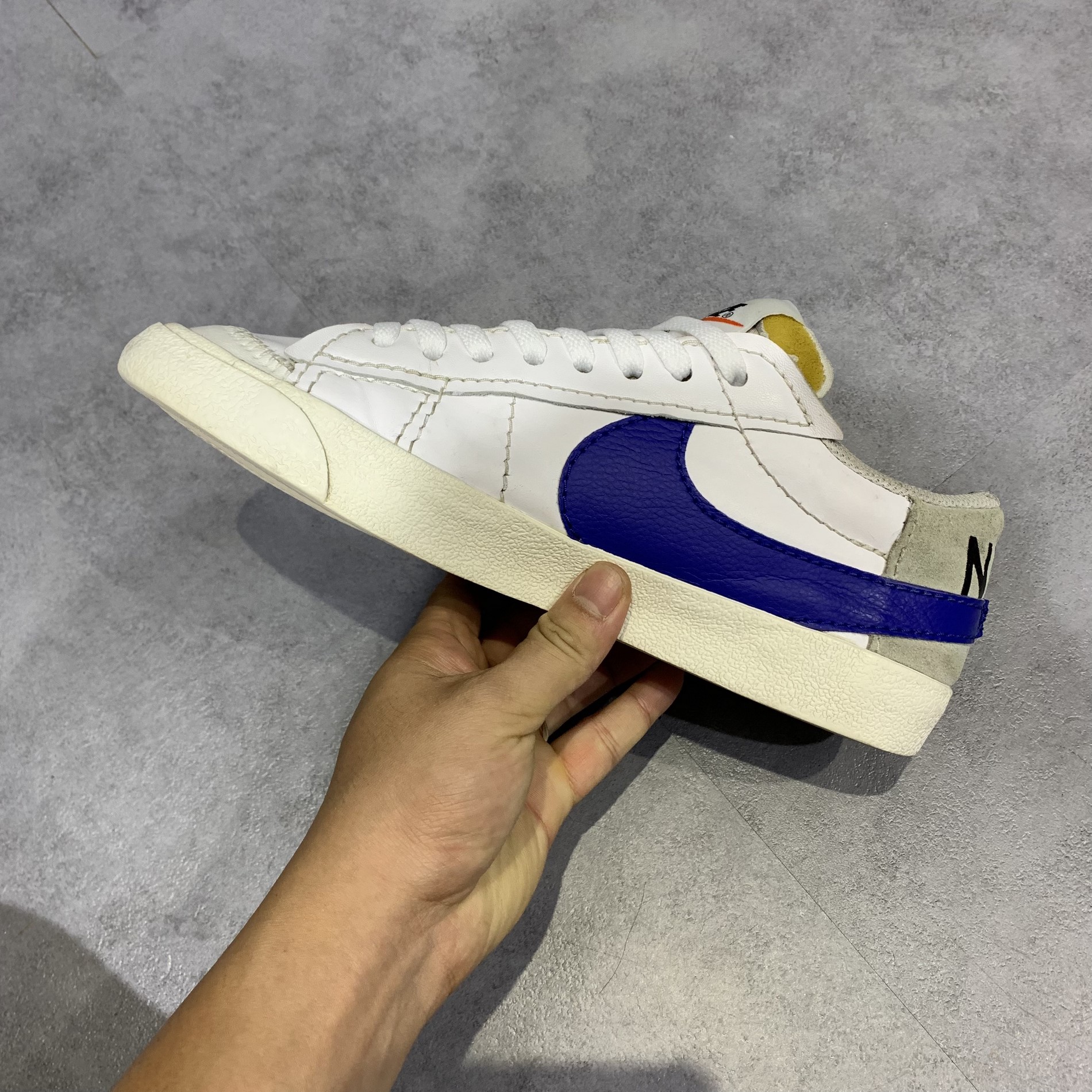2hand Giày Nike Blazer Low 77 Jumbo White Old Royal DQ8768 100 SIZE 42 PVN10074