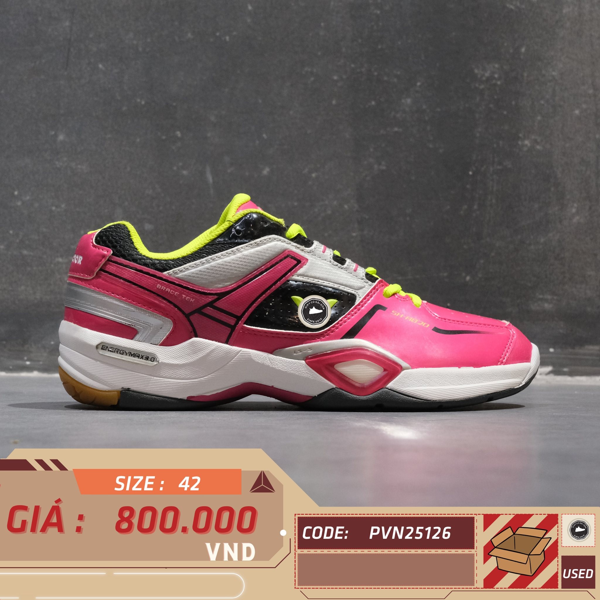 Victor SH-A820Q - SH A820 Q - Size 42 - GIÀY 2HAND CHÍNH HÃNG PVN25126