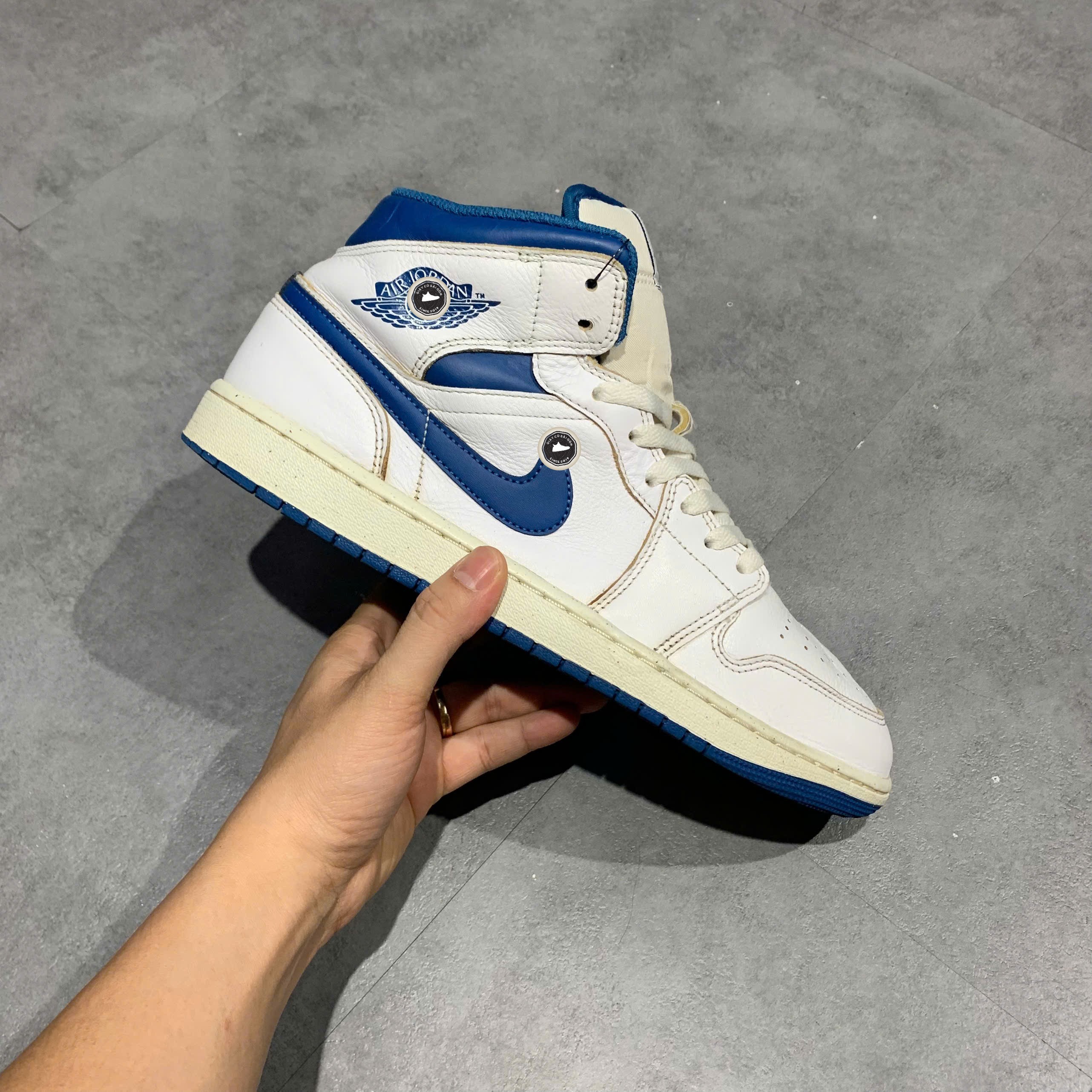 Air Jordan 1 Mid SE Industrial Blue - FN5215-141 - Size 44.5 - GIÀY 2HAND CHÍNH HÃNG PVN25701