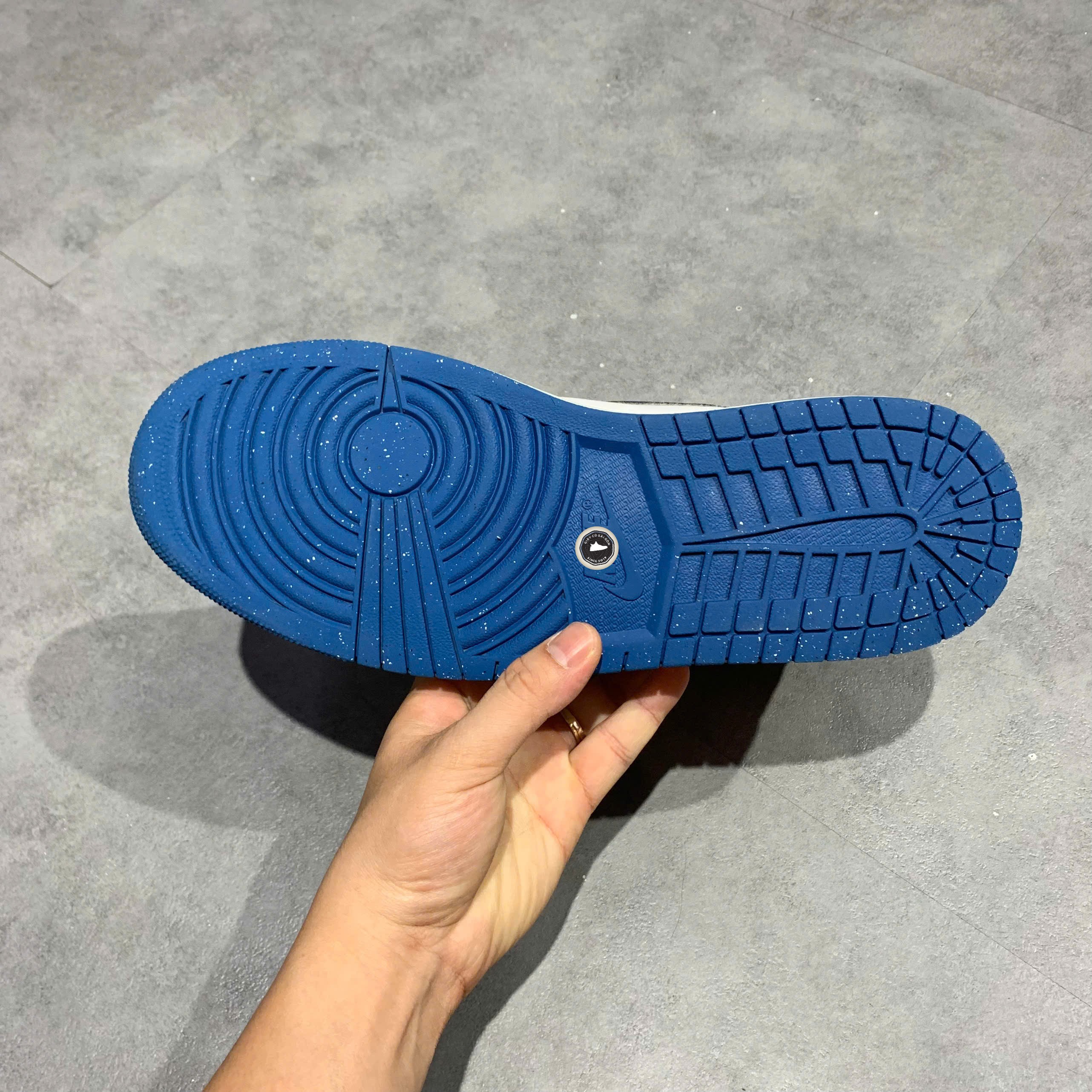 Air Jordan 1 Mid SE Industrial Blue - FN5215-141 - Size 44.5 - GIÀY 2HAND CHÍNH HÃNG PVN25701