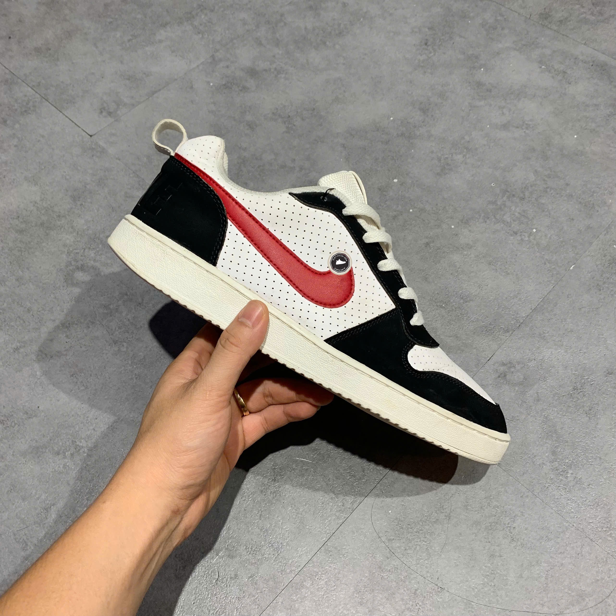 Nike Court Borough Low 'White Black Red' - 838937 102 - Size 43 - GIÀY 2HAND CHÍNH HÃNG PVN23524