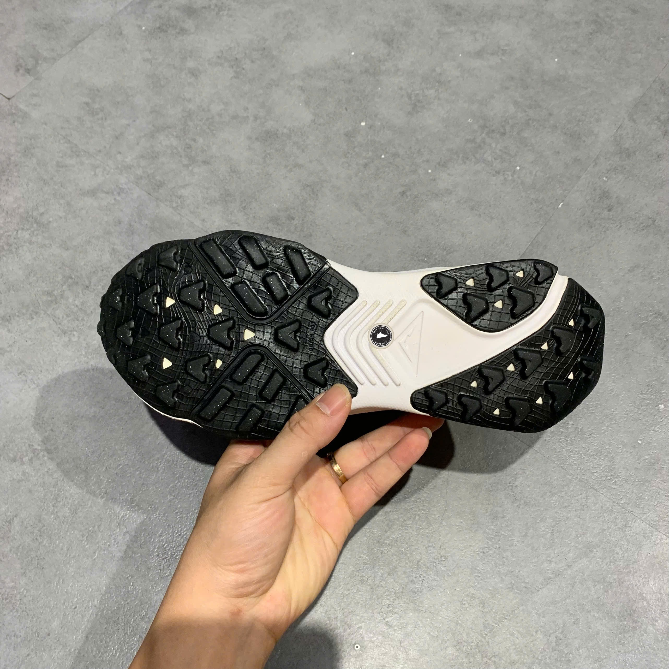 Nike ZoomX Zegama Trail Black White - DH0625 001 - Size 38 - GIÀY 2HAND CHÍNH HÃNG PVN23985