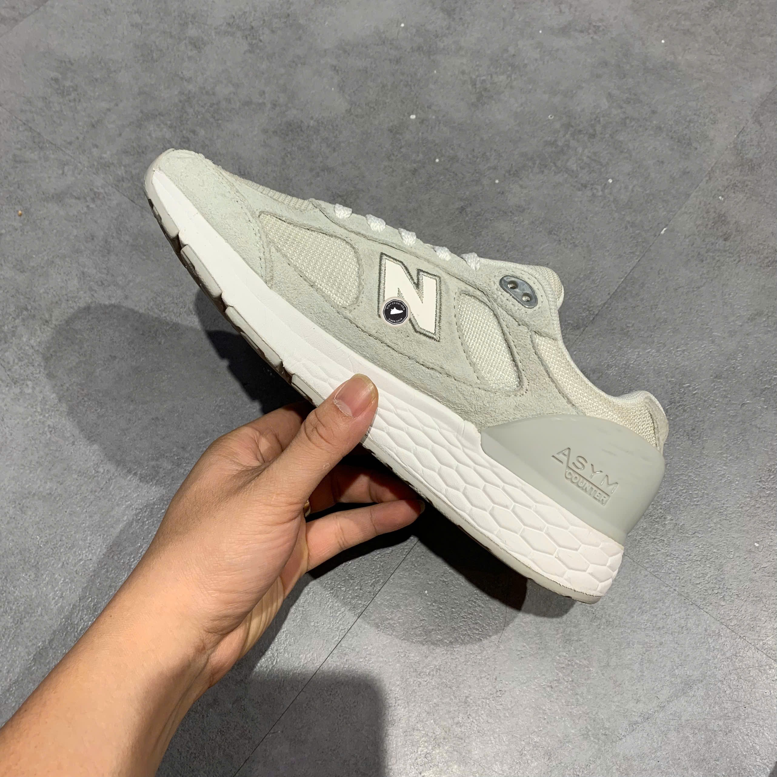 New Balance Fresh Foam 1880 White Gray - WW1880S1 - Size 38 - GIÀY 2HAND CHÍNH HÃNG 23788