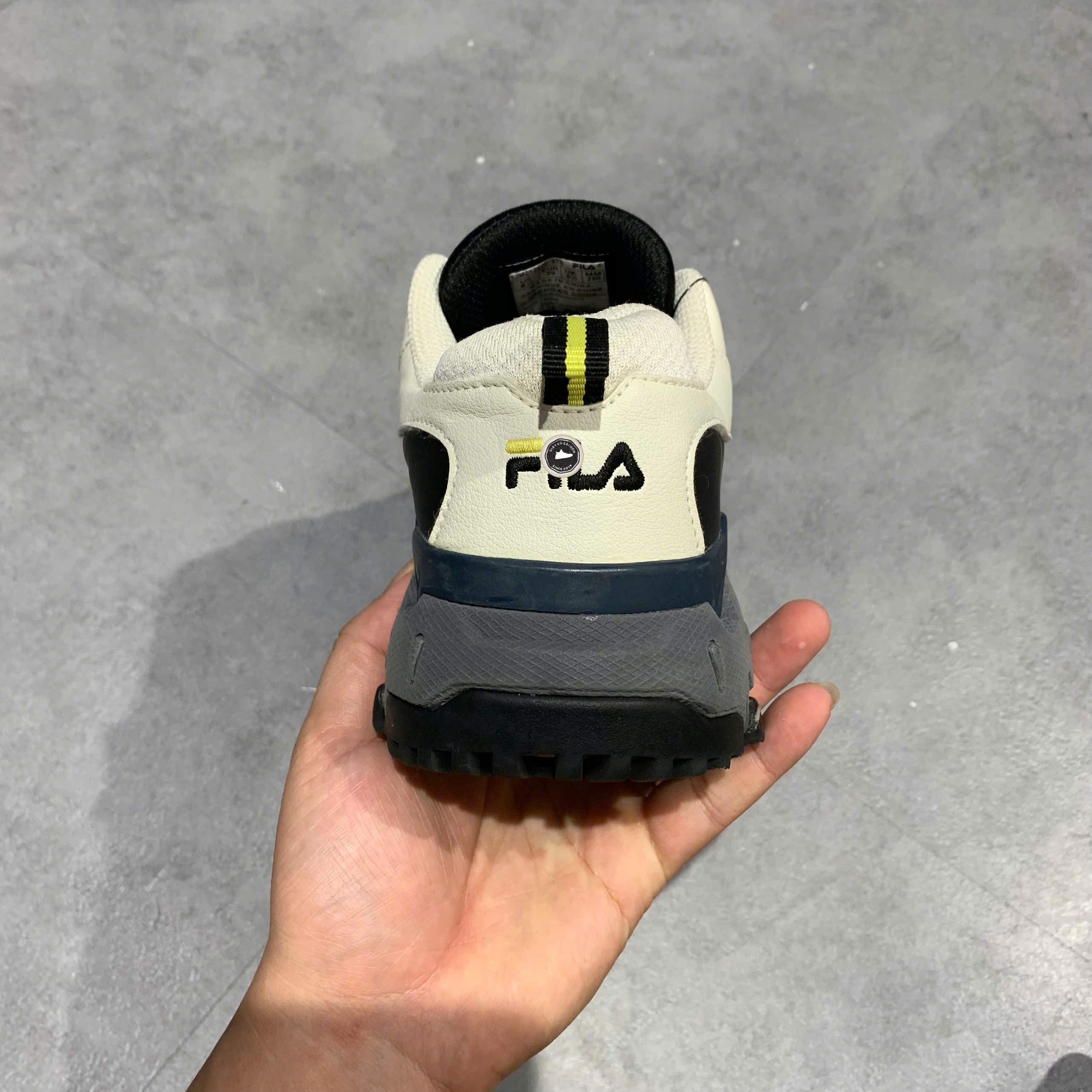 Fila Ray Tracer - 1JM01262E 978 - Size 39 - GIÀY 2HAND CHÍNH HÃNG 23752