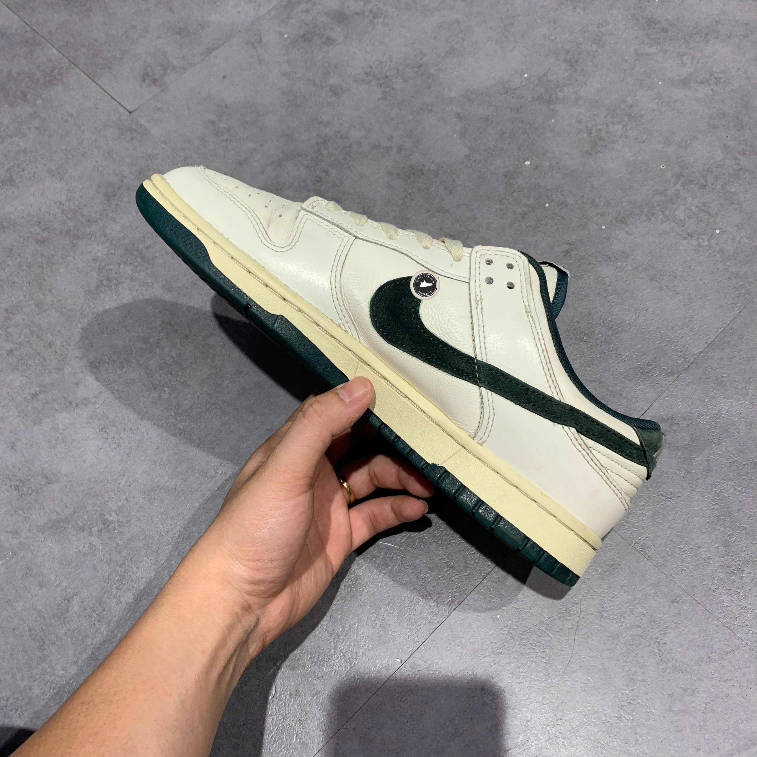 Nike Dunk Low 'Athletic Department - Deep Jungle' - FQ8080 133 - Size 42.5 - GIÀY 2HAND CHÍNH HÃNG PVN24087