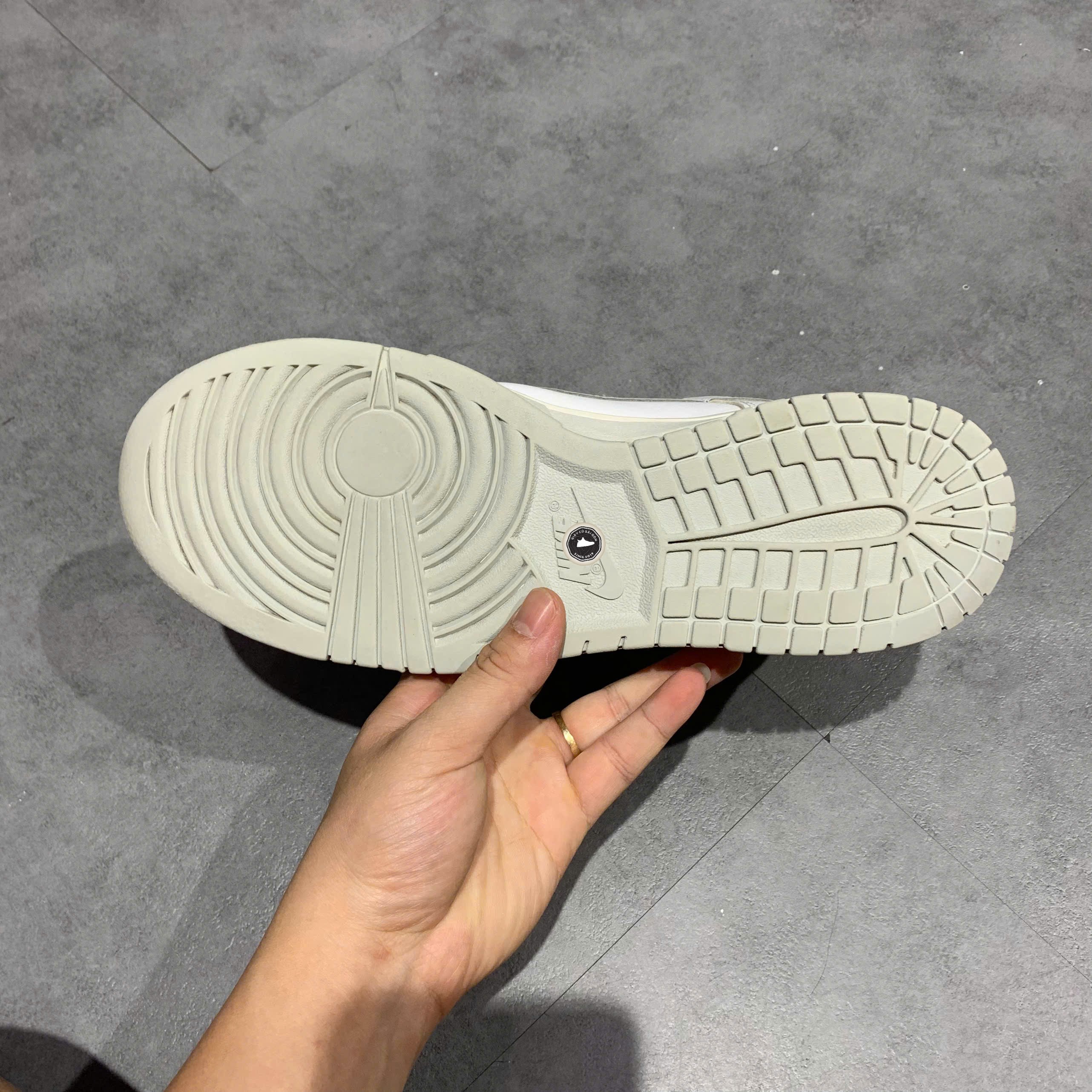 Nike Dunk Low Retro 'White Pure Platinum' - DV0831 101 - Size 42.5 - GIÀY 2HAND CHÍNH HÃNG PVN24095