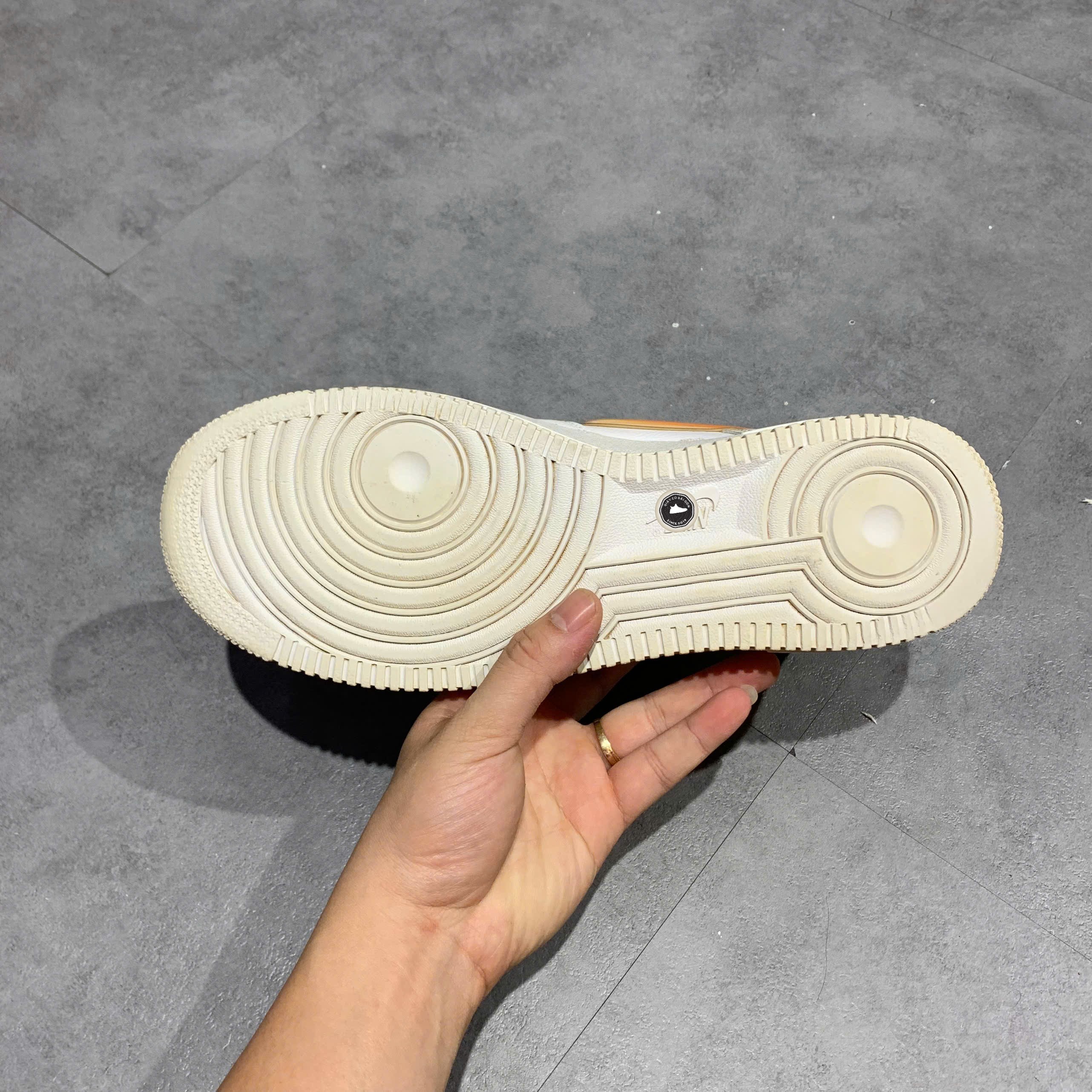Nike Air Force 1 '07 LV8 3 White Orange Peel - AO2441 102 - Size 42 - GIÀY 2HAND CHÍNH HÃNG PVN24213