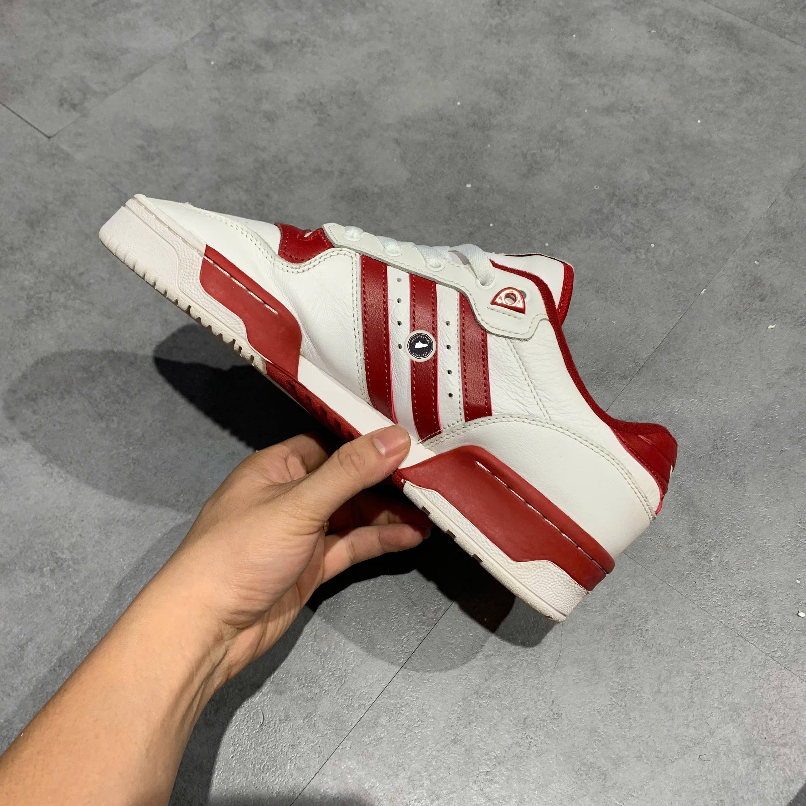 Adidas Rivalry Low Cloud White Active Maroon - EE4967 - Size 42 - GIÀY 2HAND CHÍNH HÃNG PVN24374